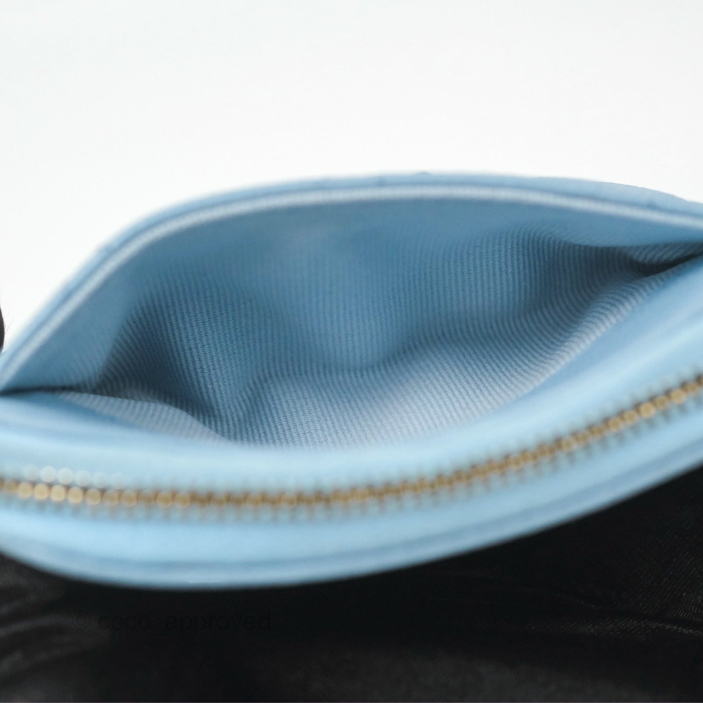Chanel Zipped Coin Purse Card Holder Blue Caviar 22S