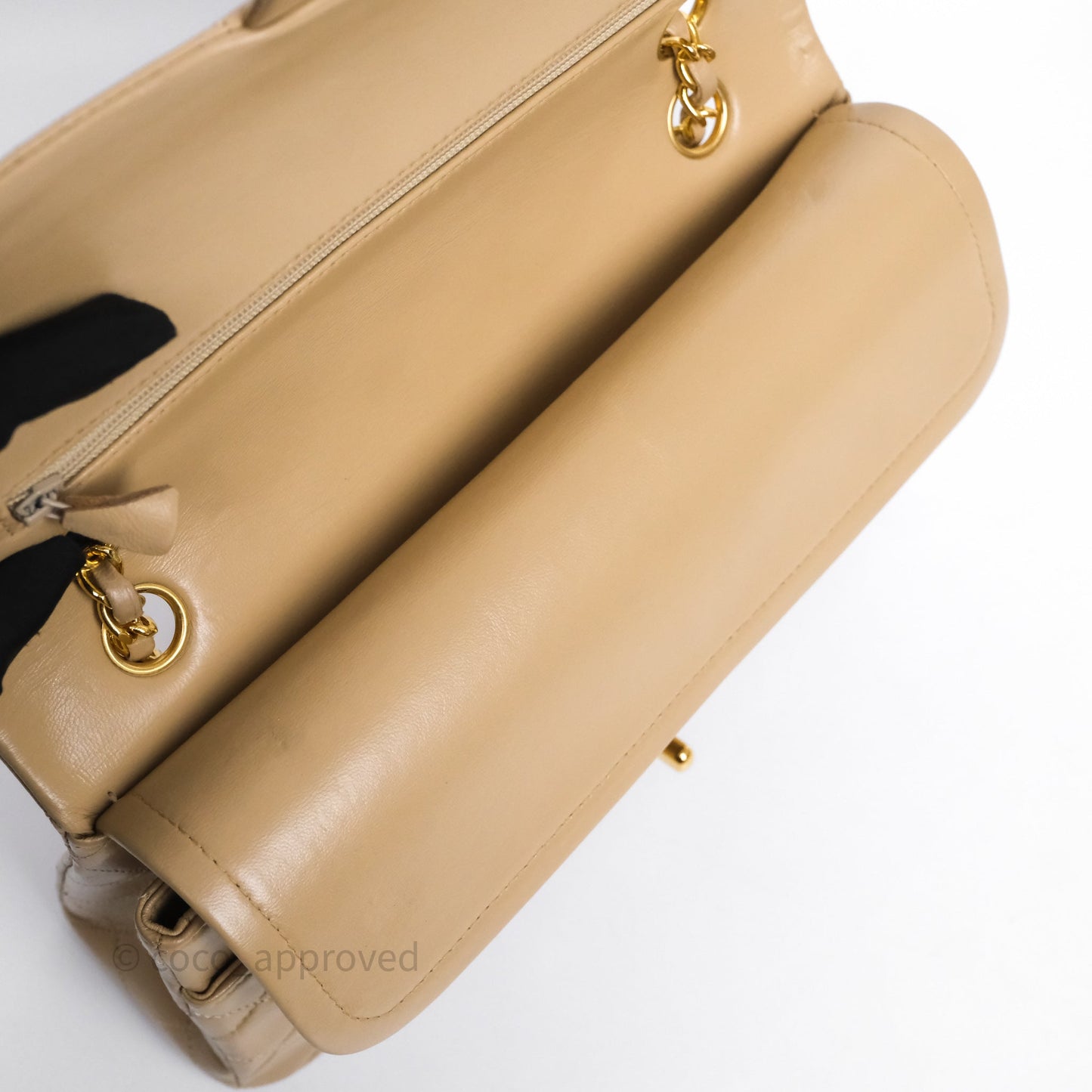 Chanel Vintage Medium Classic Flap Beige Lambskin 24K Gold Hardware