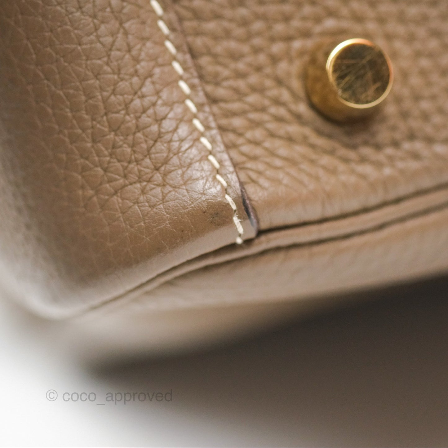 Hermès Lindy 26 Etoupe 18 Taurillion Clemence Gold Hardware