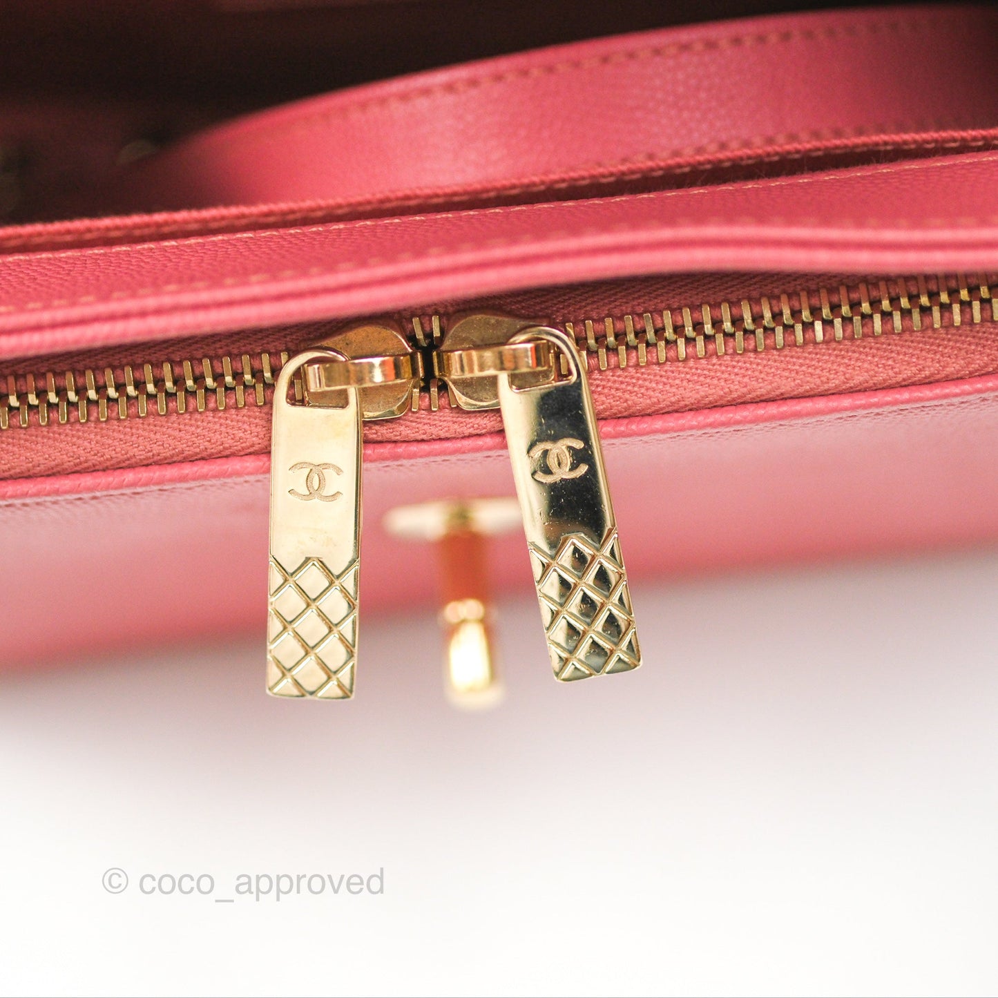 Chanel Quilted Medium Business Affinity Flap Pink Caviar Gold Hardware