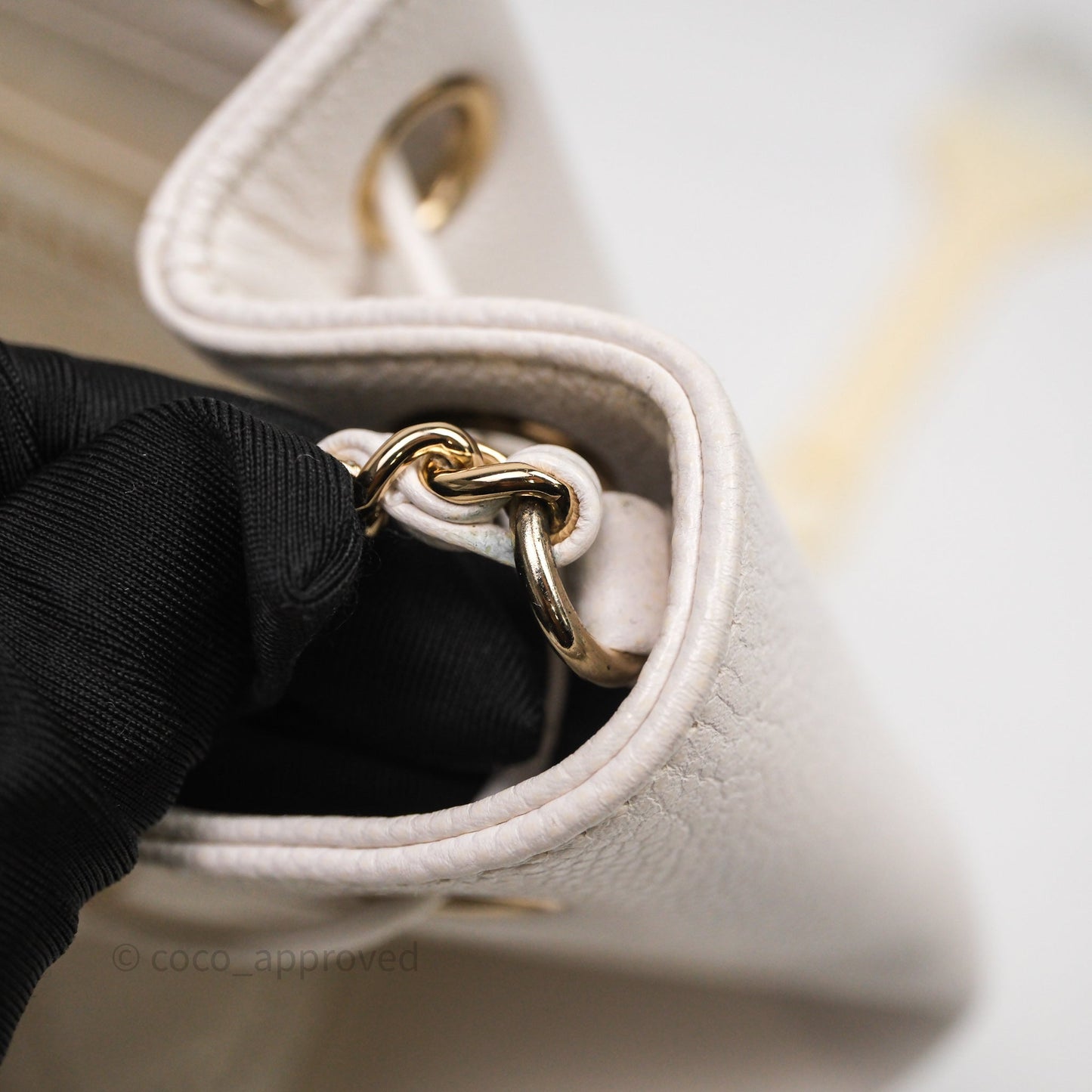 Chanel Business Affinity Drawstring Bucket Bag White Caviar Gold Hardware