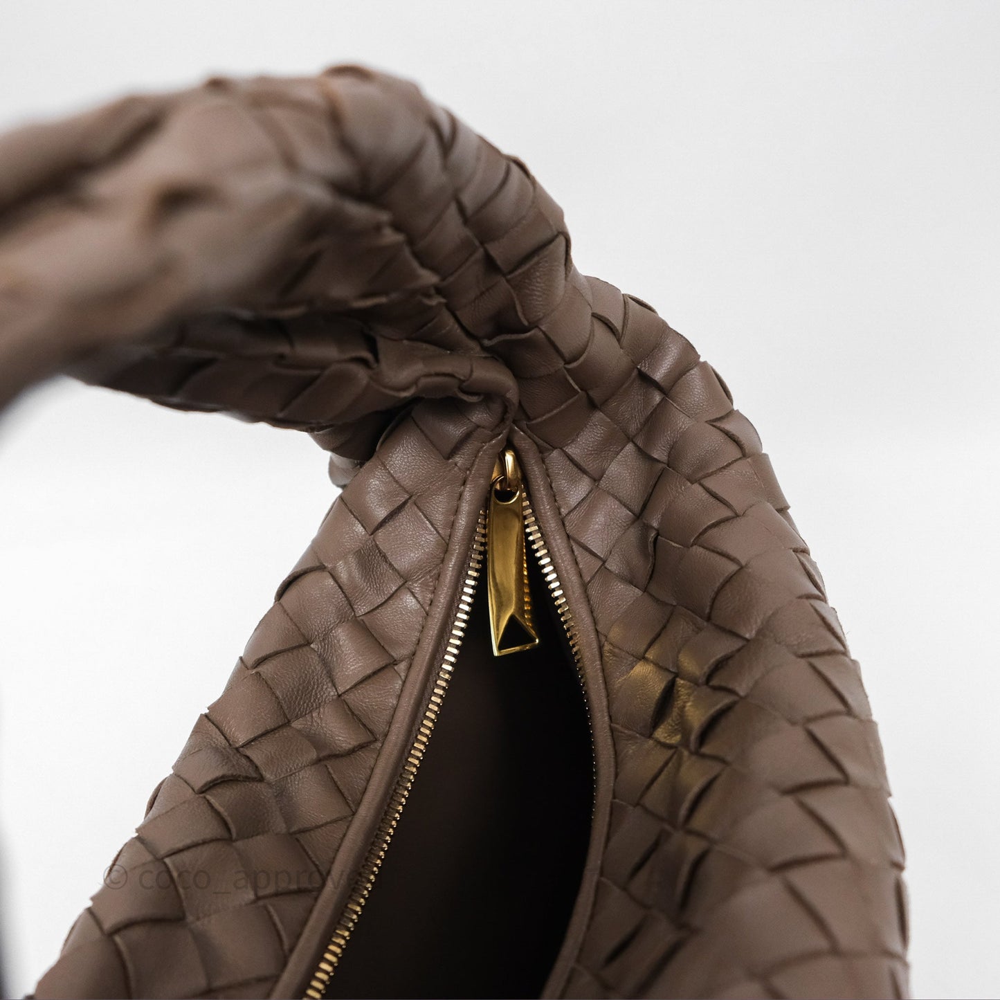 Bottega Veneta Small Jodie Bag Intrecciato Brown Lambskin Gold Hardware
