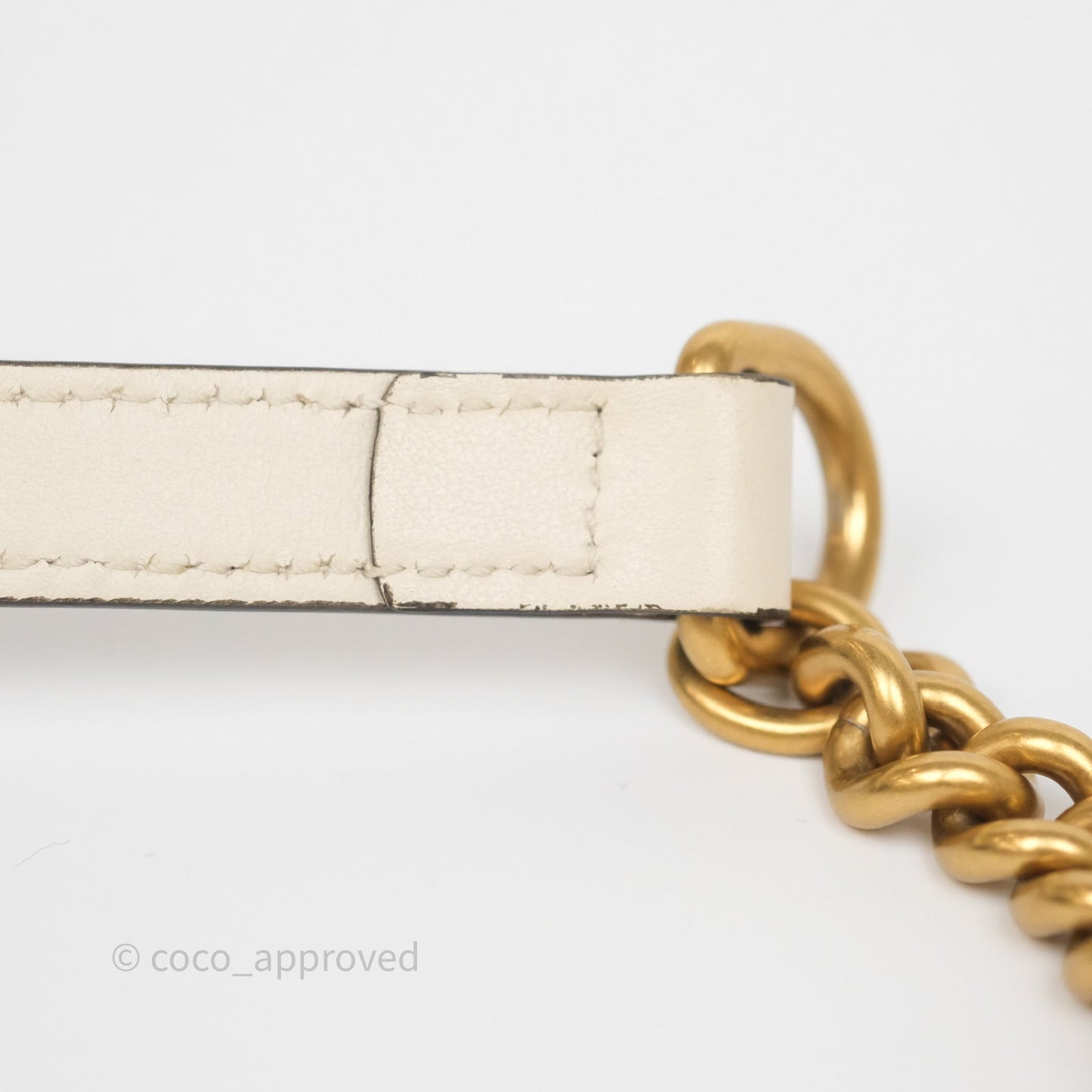 Gucci Small GG Marmont Camera Bag White Calfskin Gold Hardware