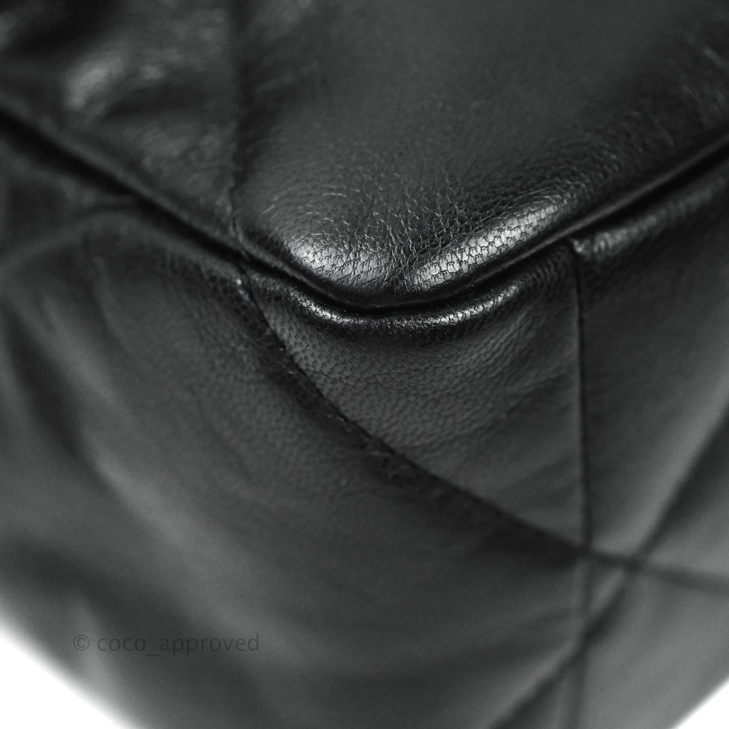 Chanel 19 Medium Black Mixed Hardware