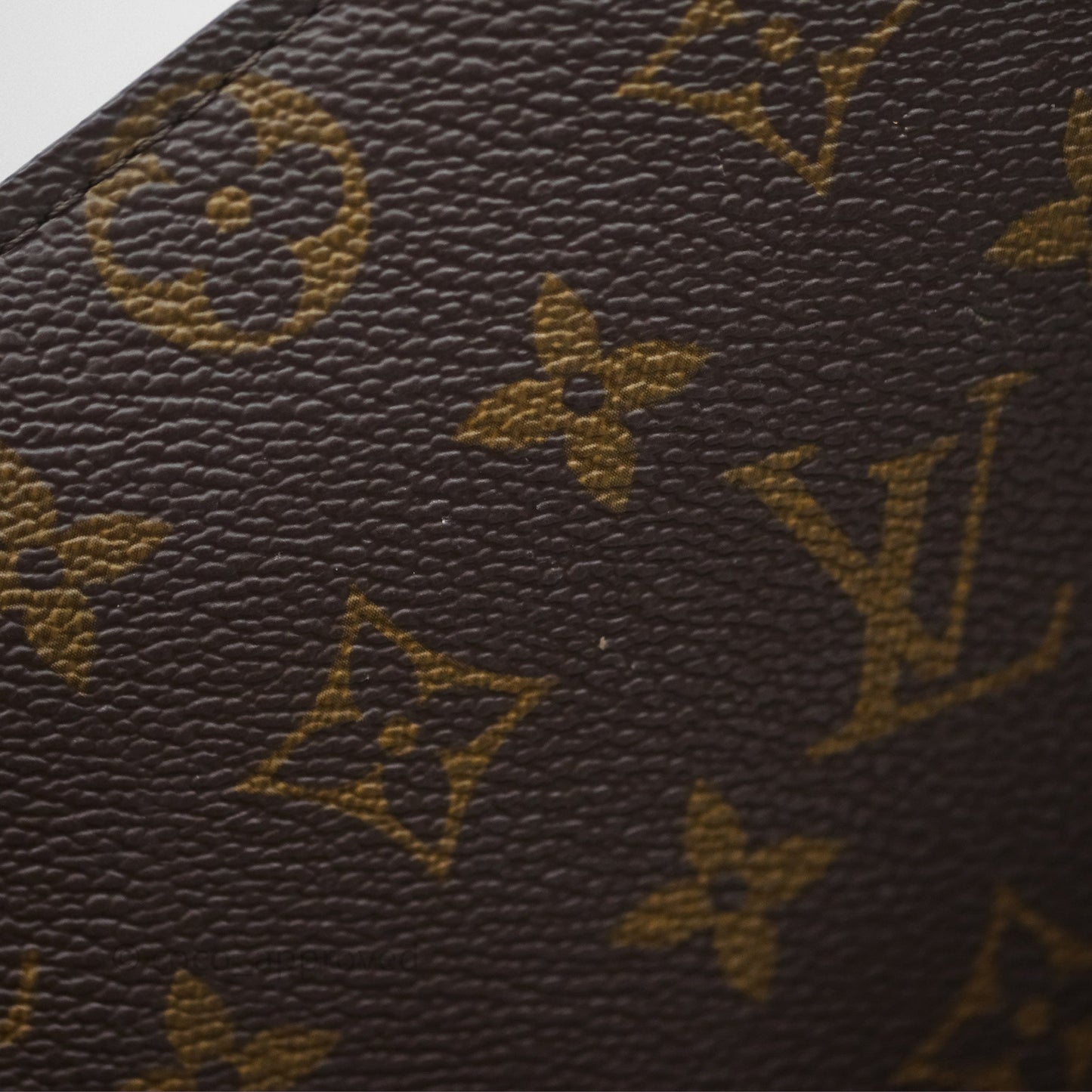 Louis Vuitton Pochette Metis Monogram Canvas