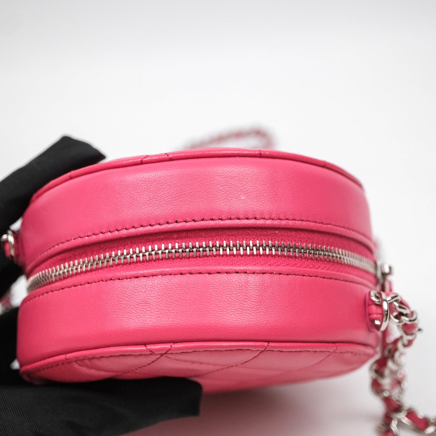 Chanel Quilted Round Clutch With Chain Dark Pink Lambskin Gold Hardware