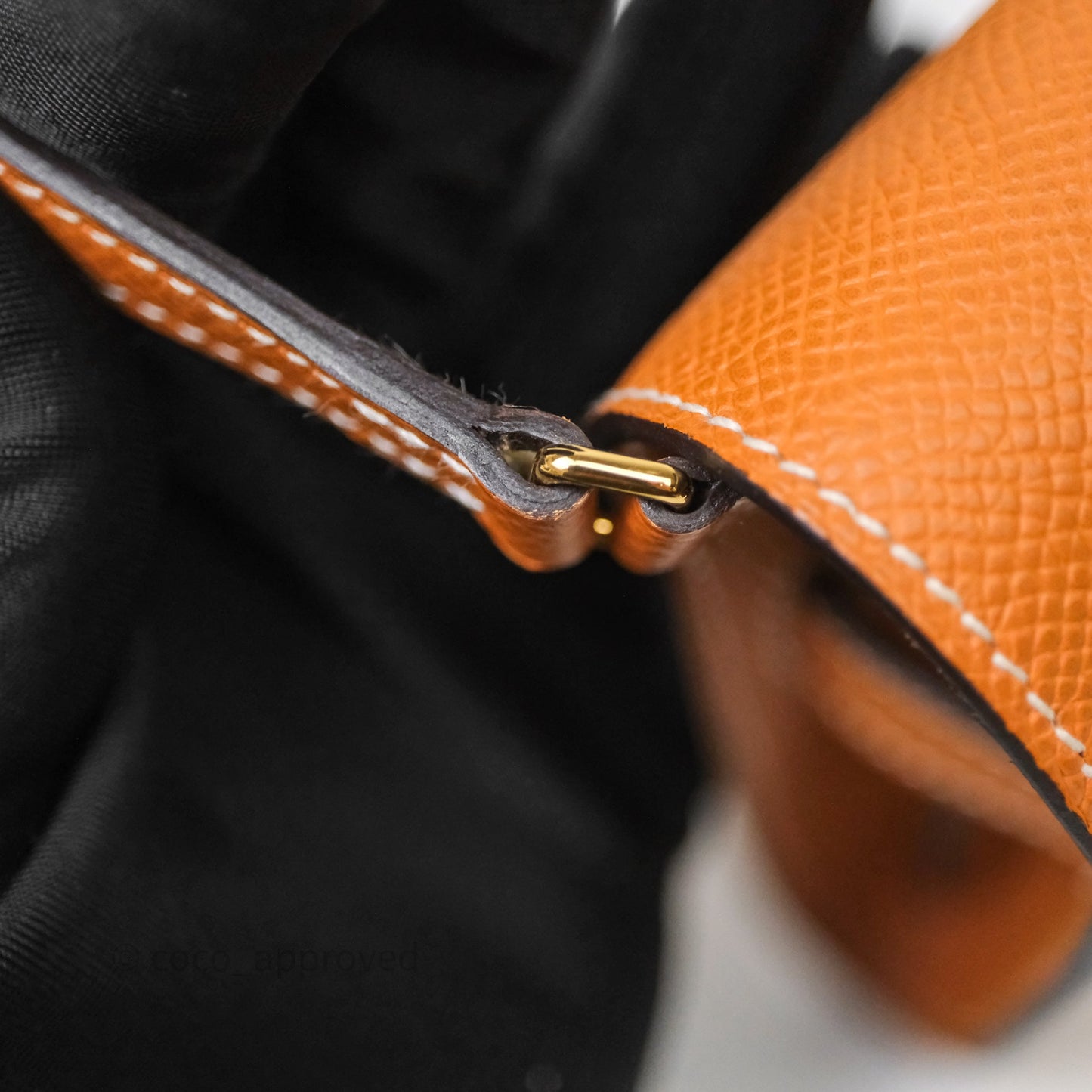 Hermès Kelly To Go Wallet Toffee 1H Epsom Gold Hardware