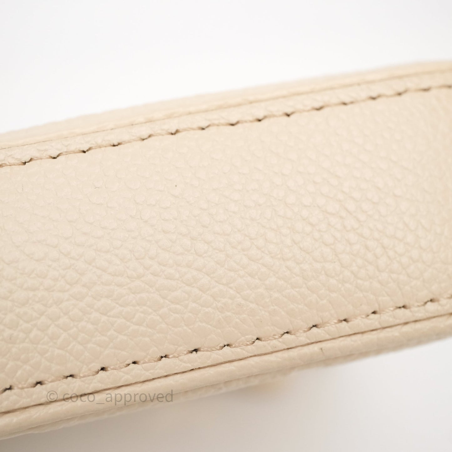 Louis Vuitton Easy Pouch On Strap Crème Monogram Empreinte Leather
