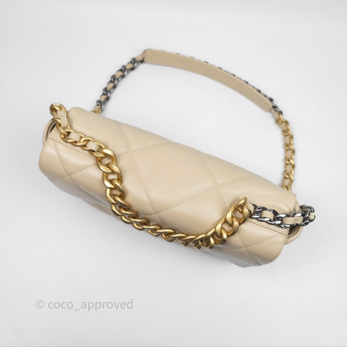 Chanel 19 Medium Beige Mixed Hardware