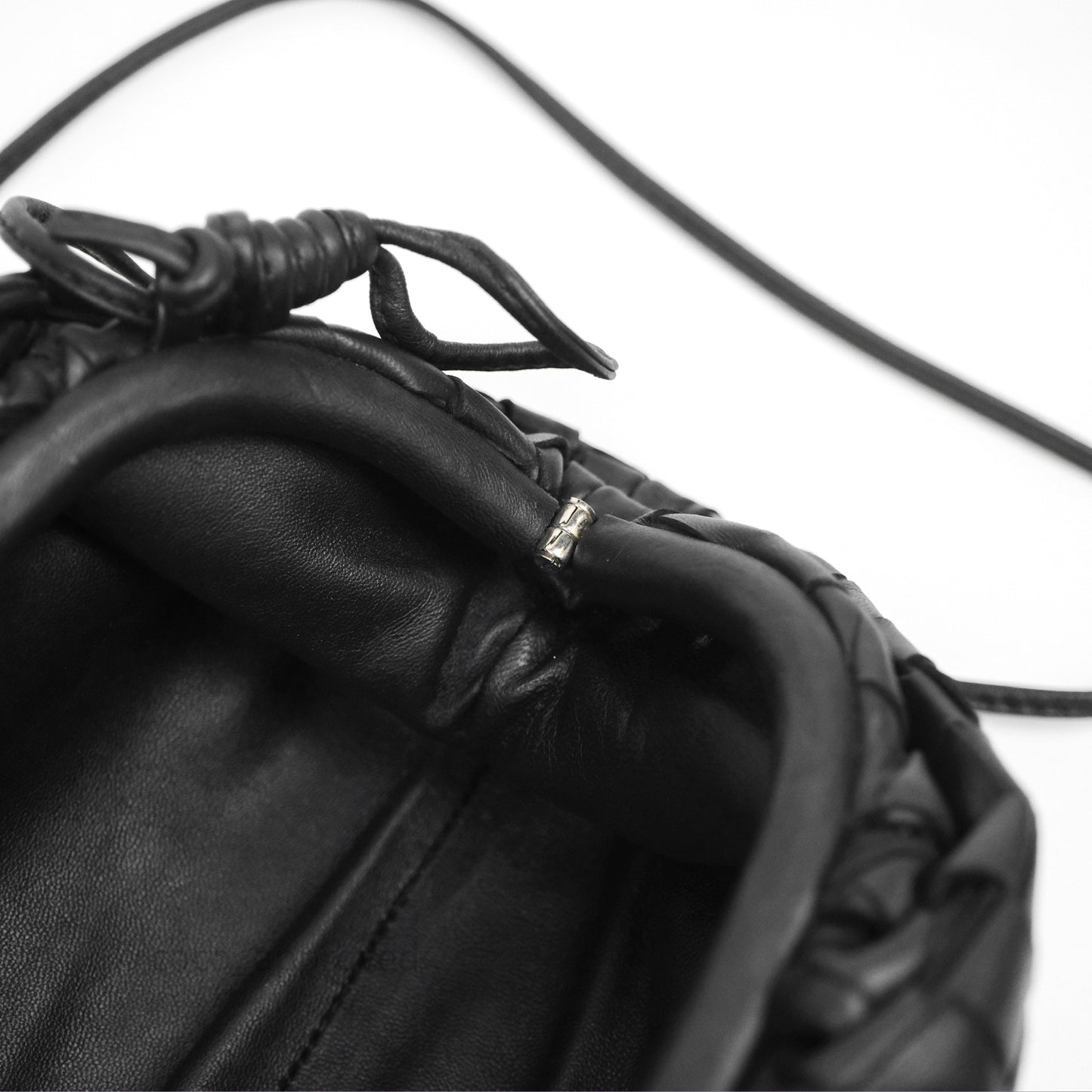 Bottega Veneta Mini Pouch Black Intrecciato Calfskin