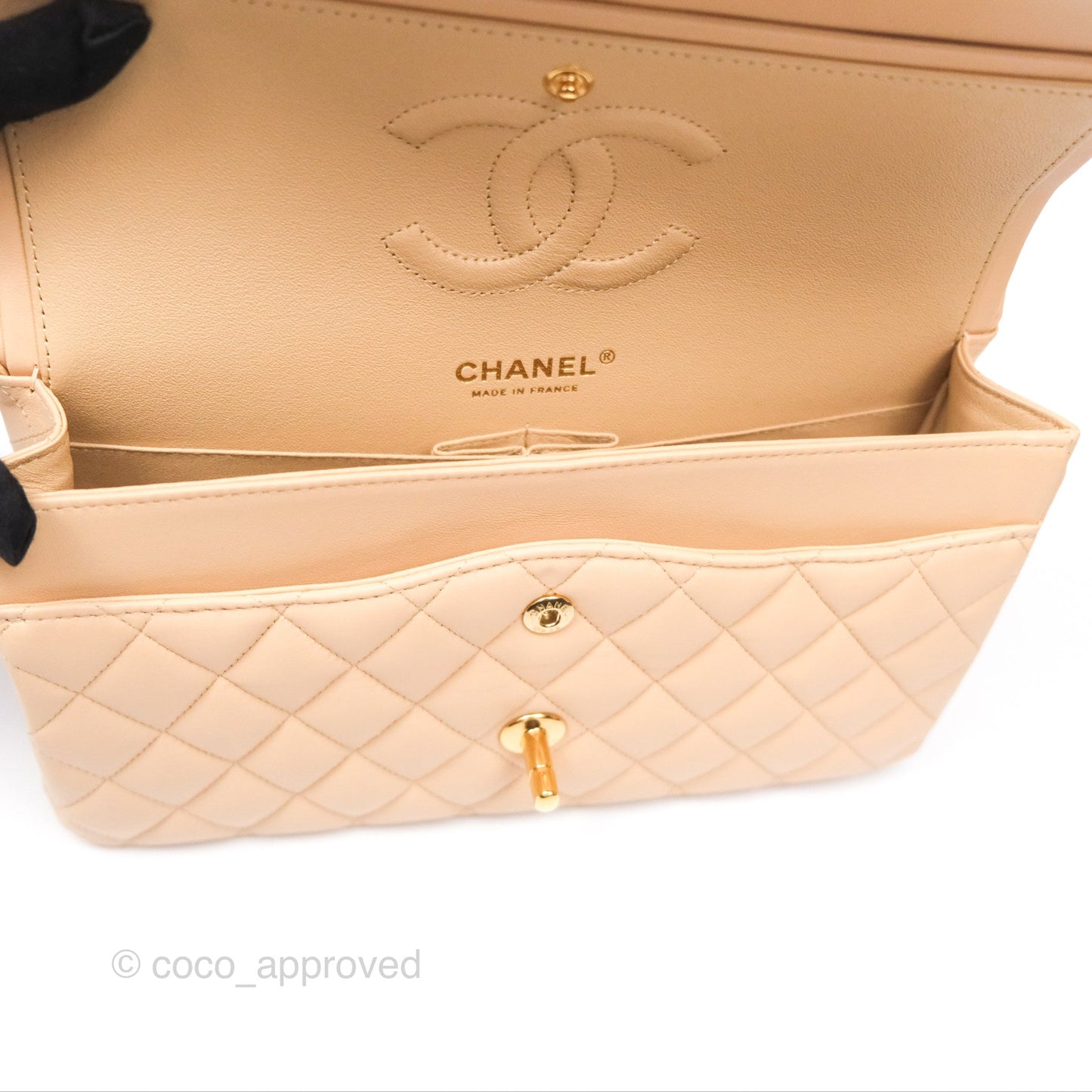 Chanel Classic M/L Medium Flap Quilted Beige Lambskin Gold Hardware