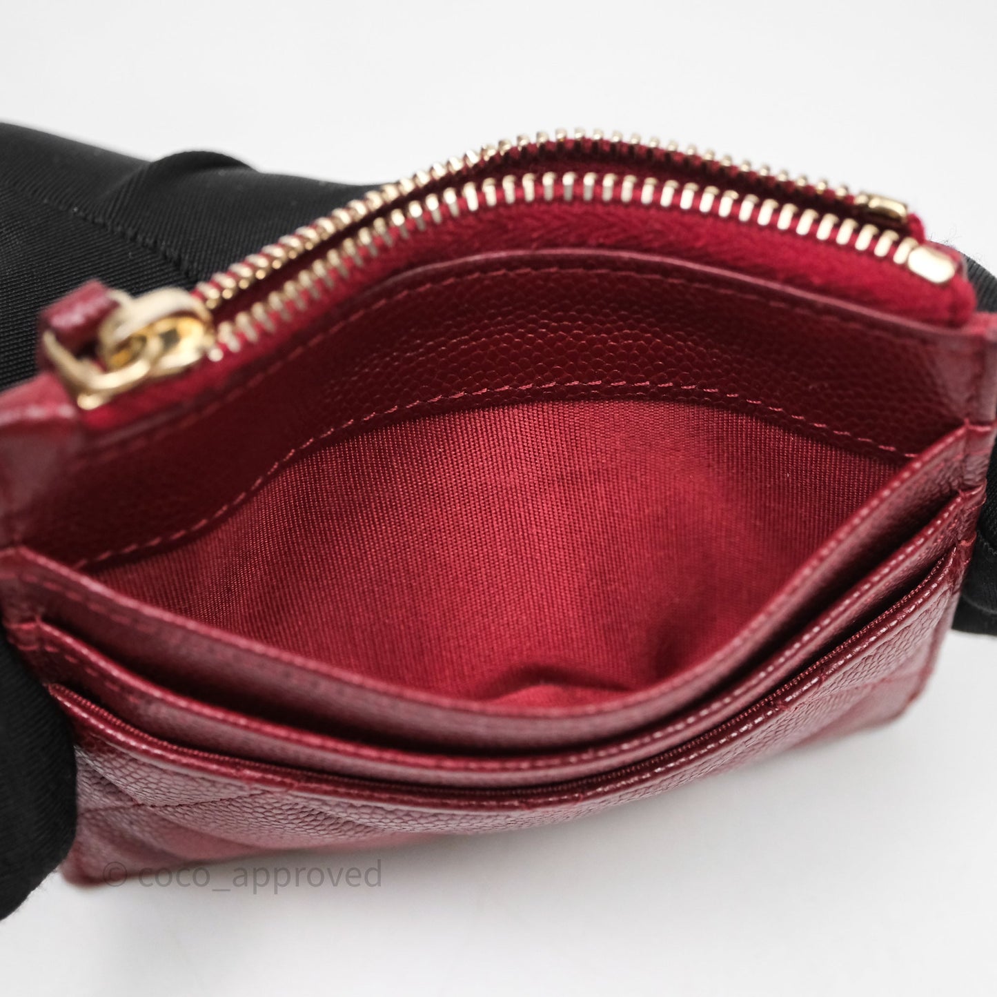 Chanel Classic Caviar Zipped Card Holder Burgundy Gold Hardware