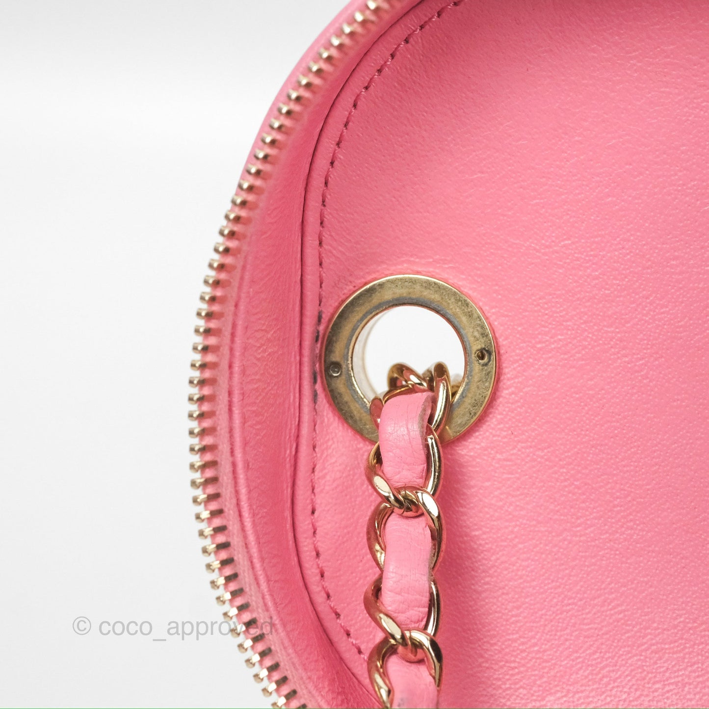 Chanel Small Quilted Top Handle Vanity Case Pink Lambskin Gold Hardware