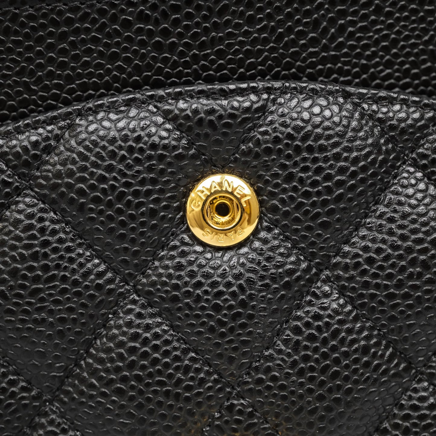 Chanel Classic M/L Medium Flap Quilted Black Caviar Gold Hardware