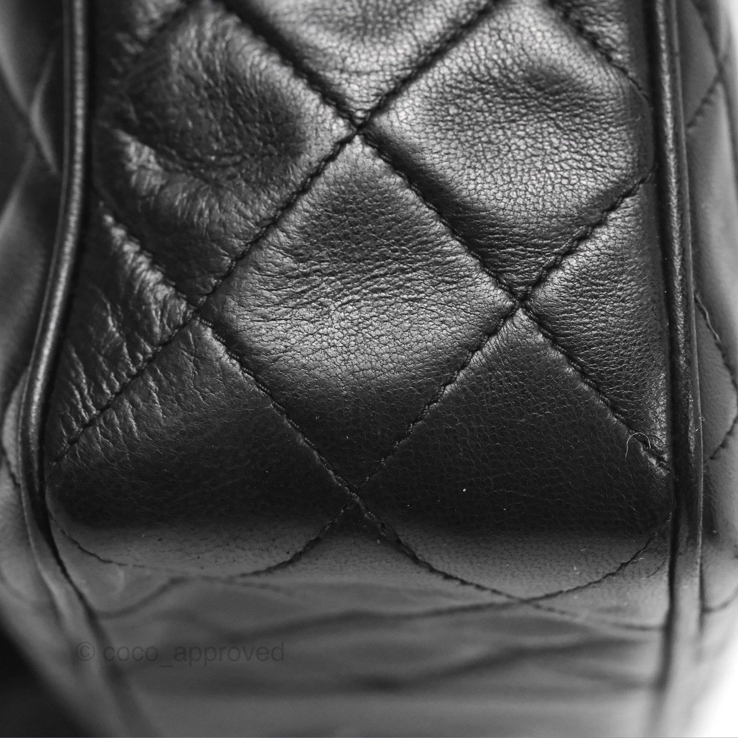 Chanel Vintage Quilted Shoulder Bag Black Lambskin Gold Hardware