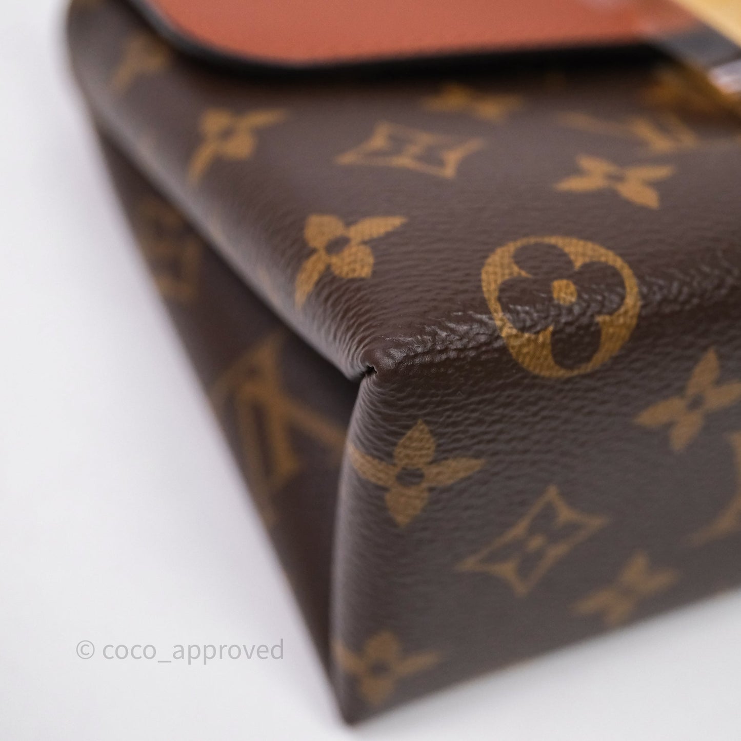 Louis Vuitton Monogram Locky BB Caramel