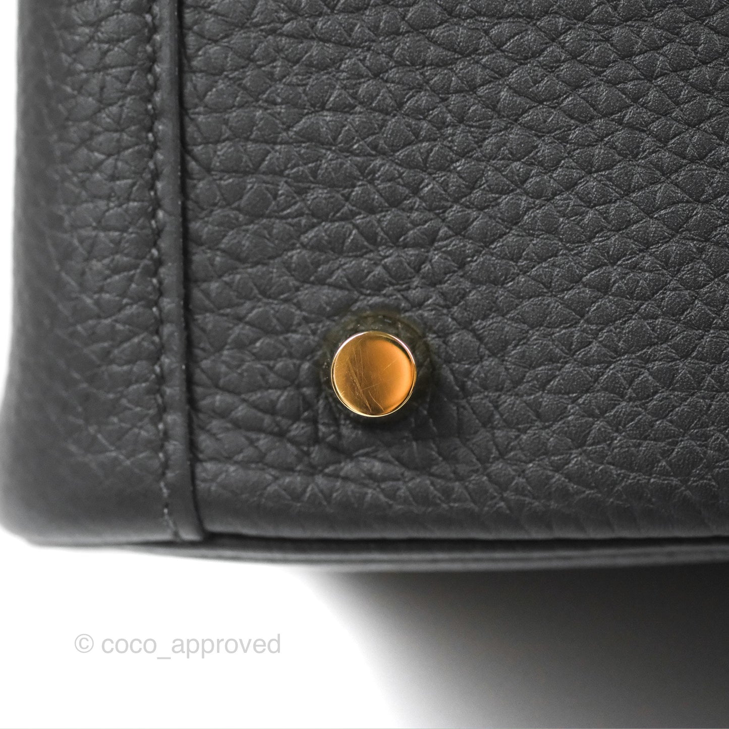 Hermès Lindy 26 Black Clemence Gold Hardware