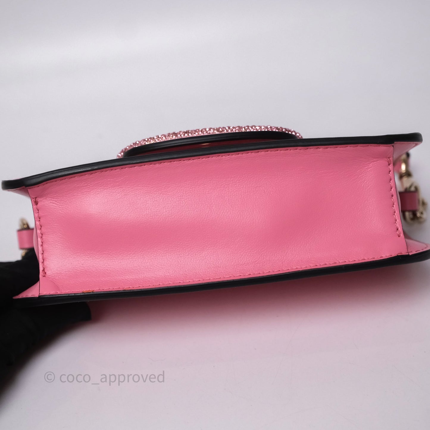 Valentino Garavani Locò Small Shoulder Bag Pink Calfskin Gold Hardware