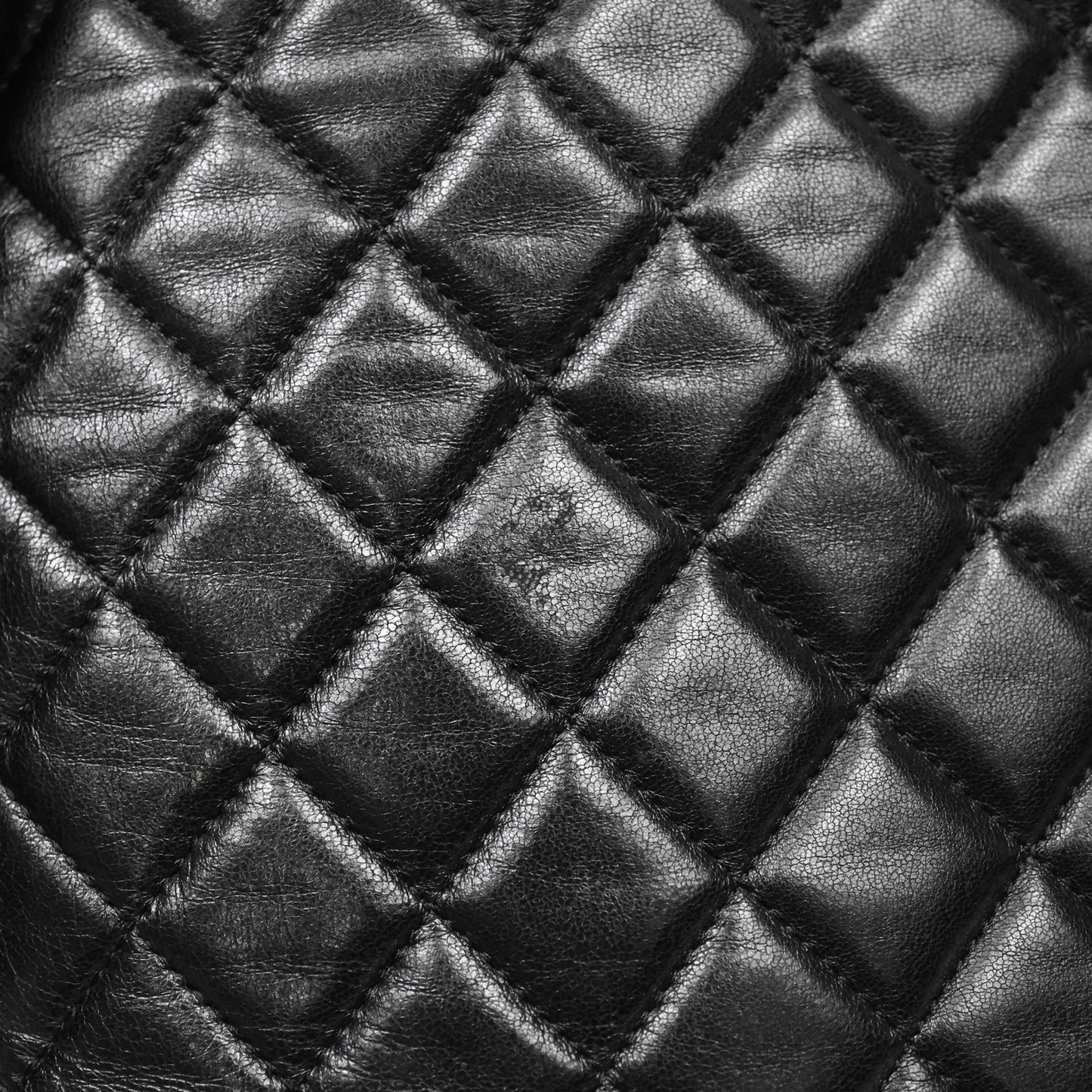 Chanel Classic Zipped Pouch Lambskin Black Gold Hardware