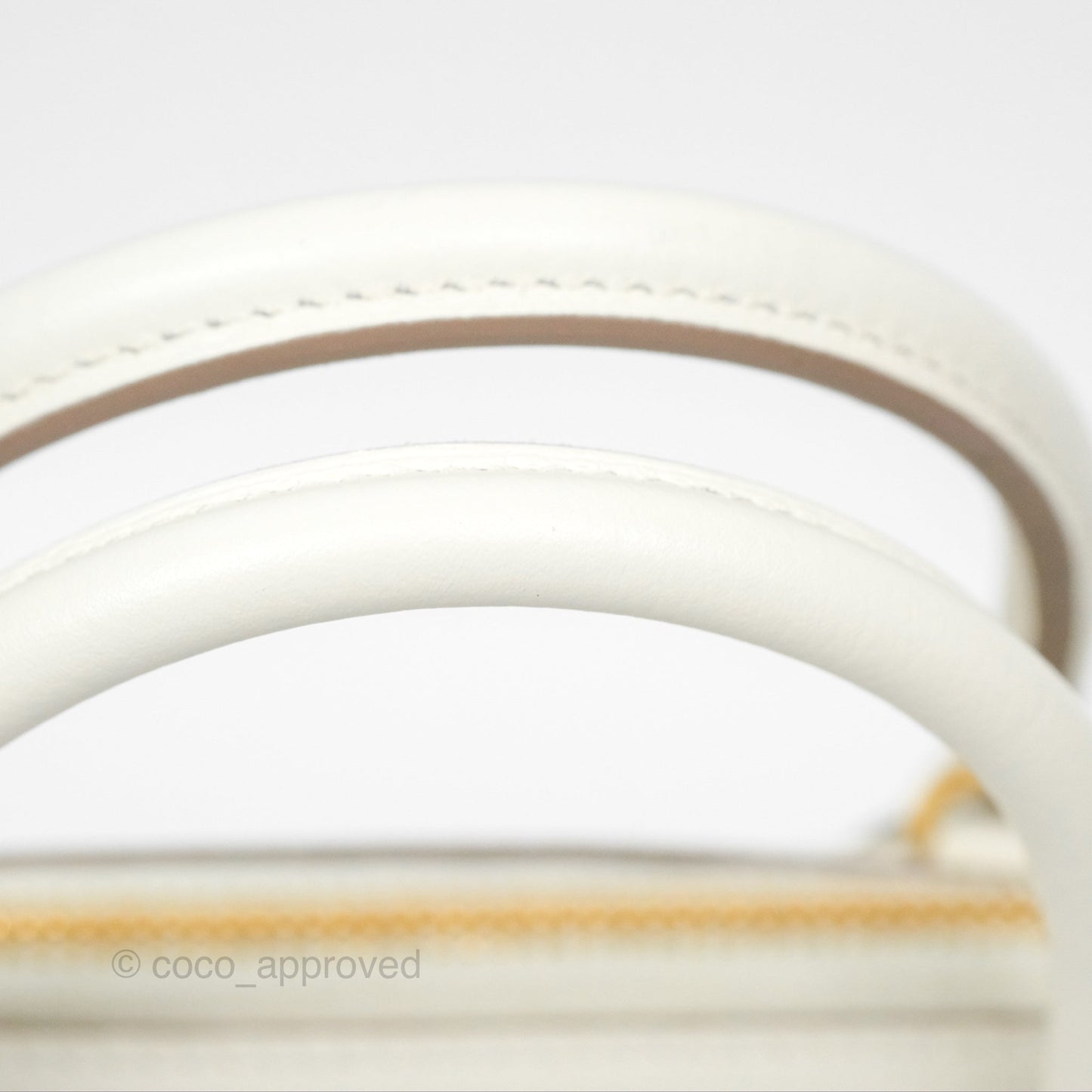 Hermès Bolide 1923 25 Mushroom 0T/Biscuit 48 Evercolor Gold Hardware