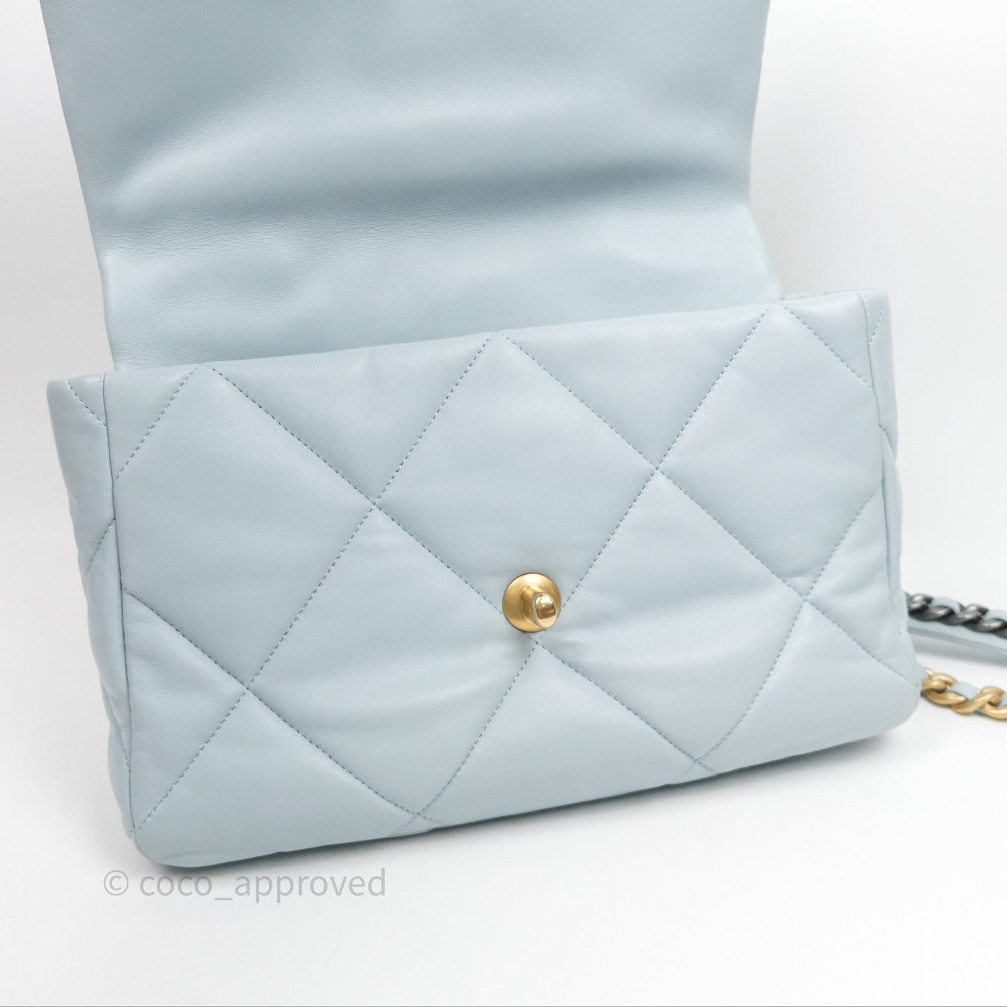 Chanel 19 Medium Blue Mixed Hardware