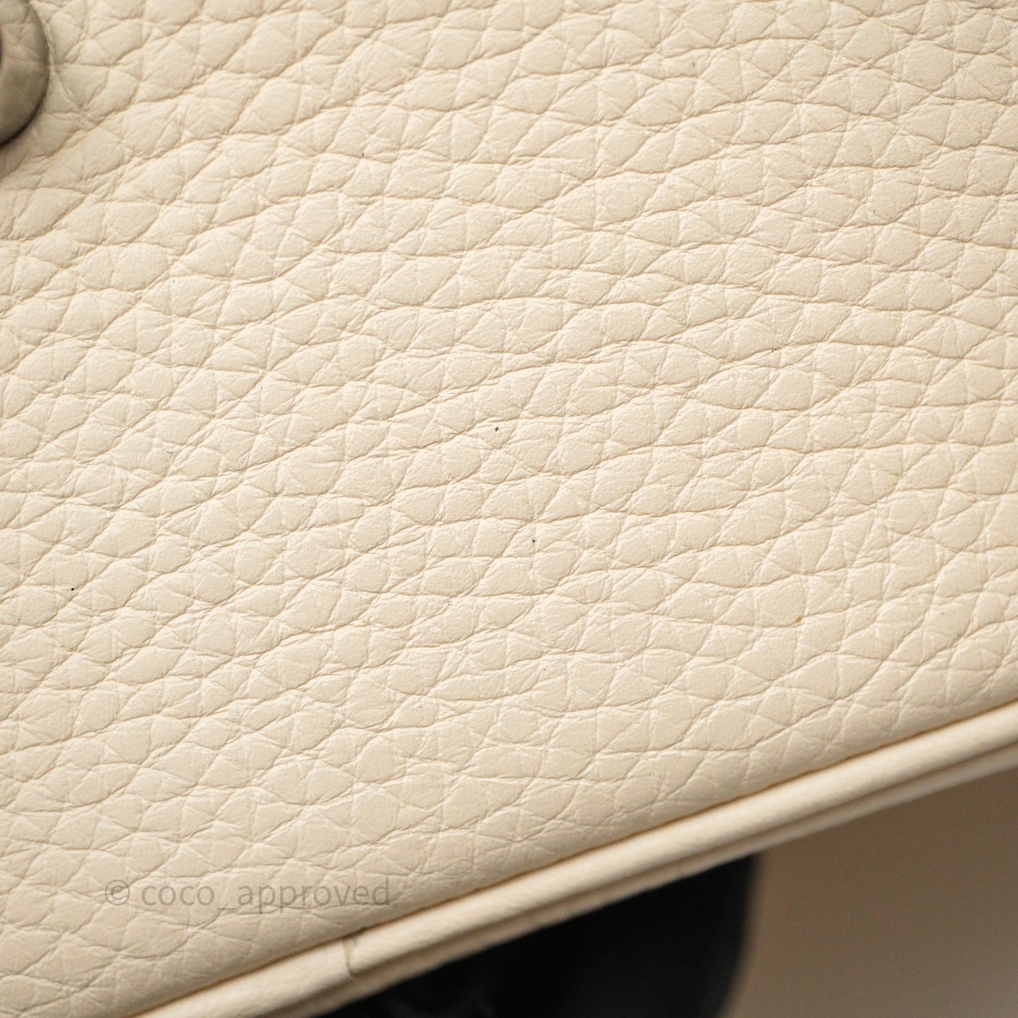 Hermès Lindy 26 Nata I2 Taurillon Clemence Palladium Hardware