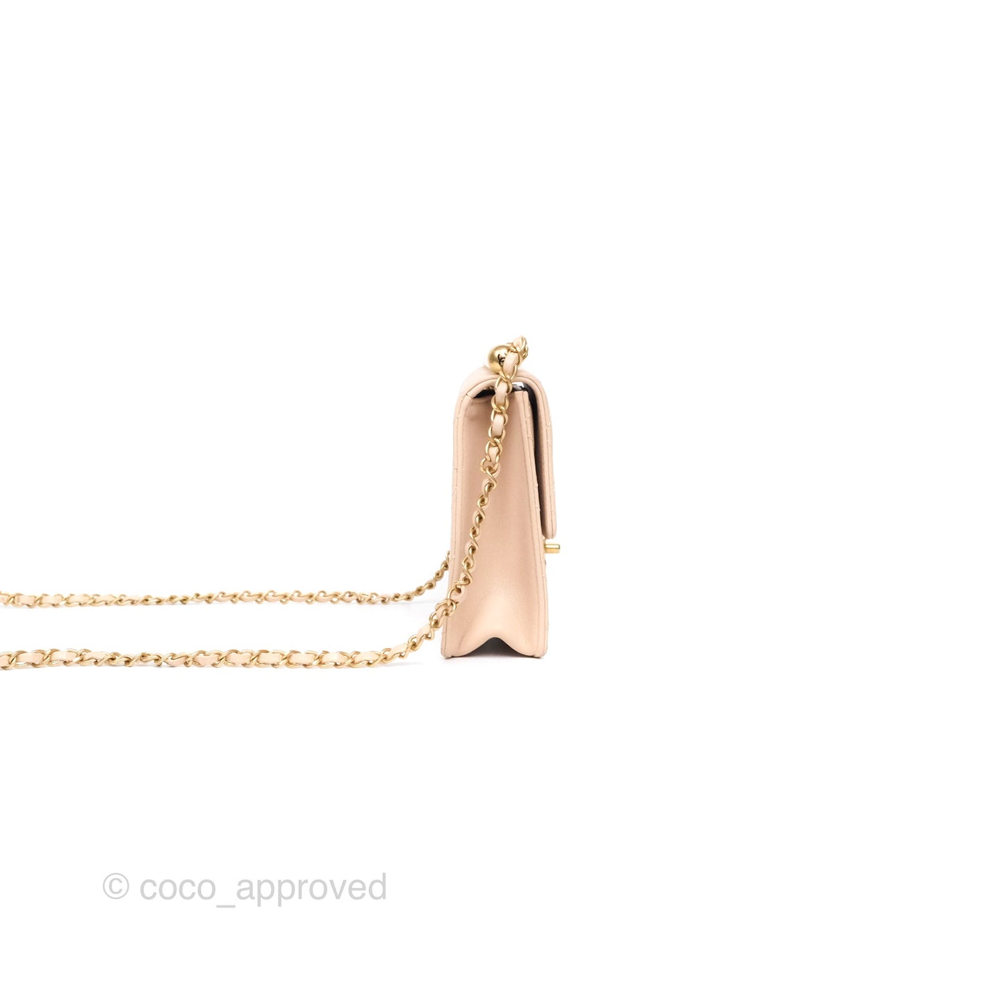 Chanel Quilted Chic Pearls Flap Beige Pink Goatskin Aged Gold Hardware