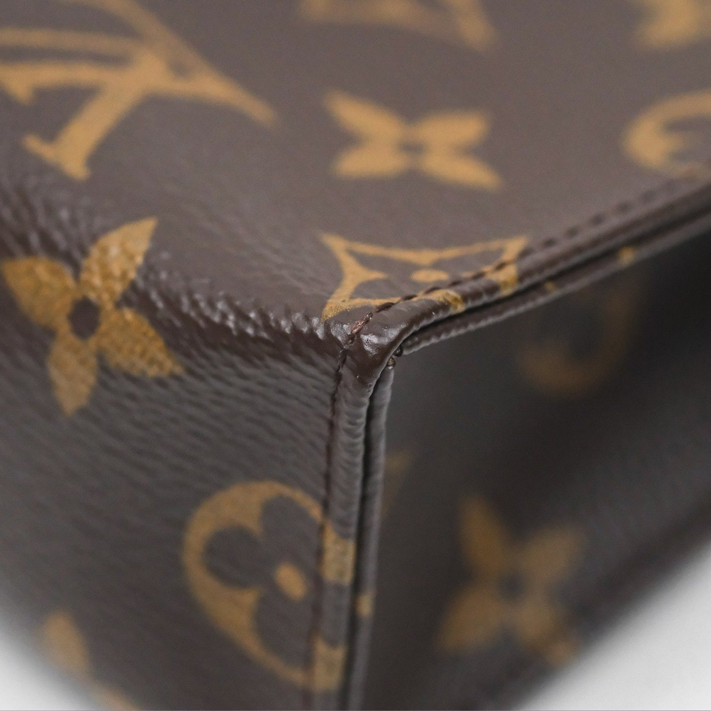 Louis Vuitton Toiletry Pouch 26 Monogram Canvas