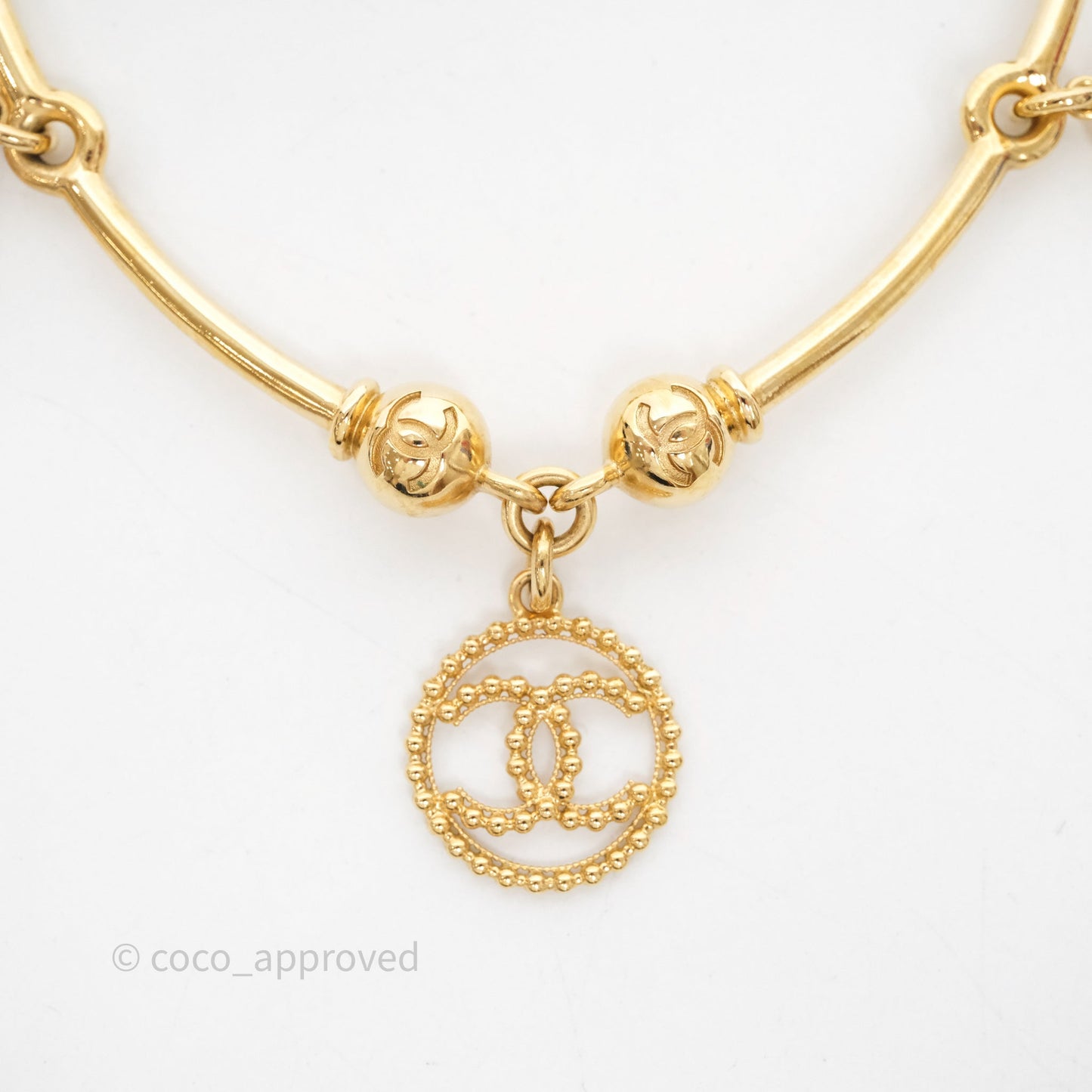 Chanel Round CC Necklace Gold Tone 22C