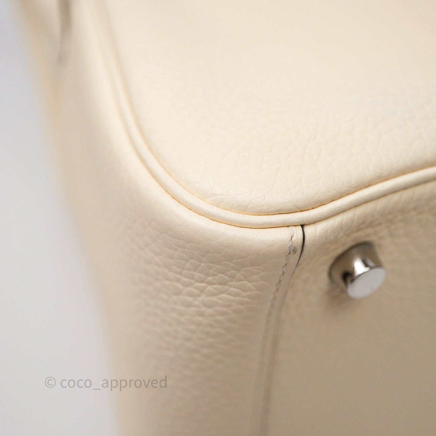 Hermès Lindy 26 Nata I2 Taurillon Clemence Palladium Hardware