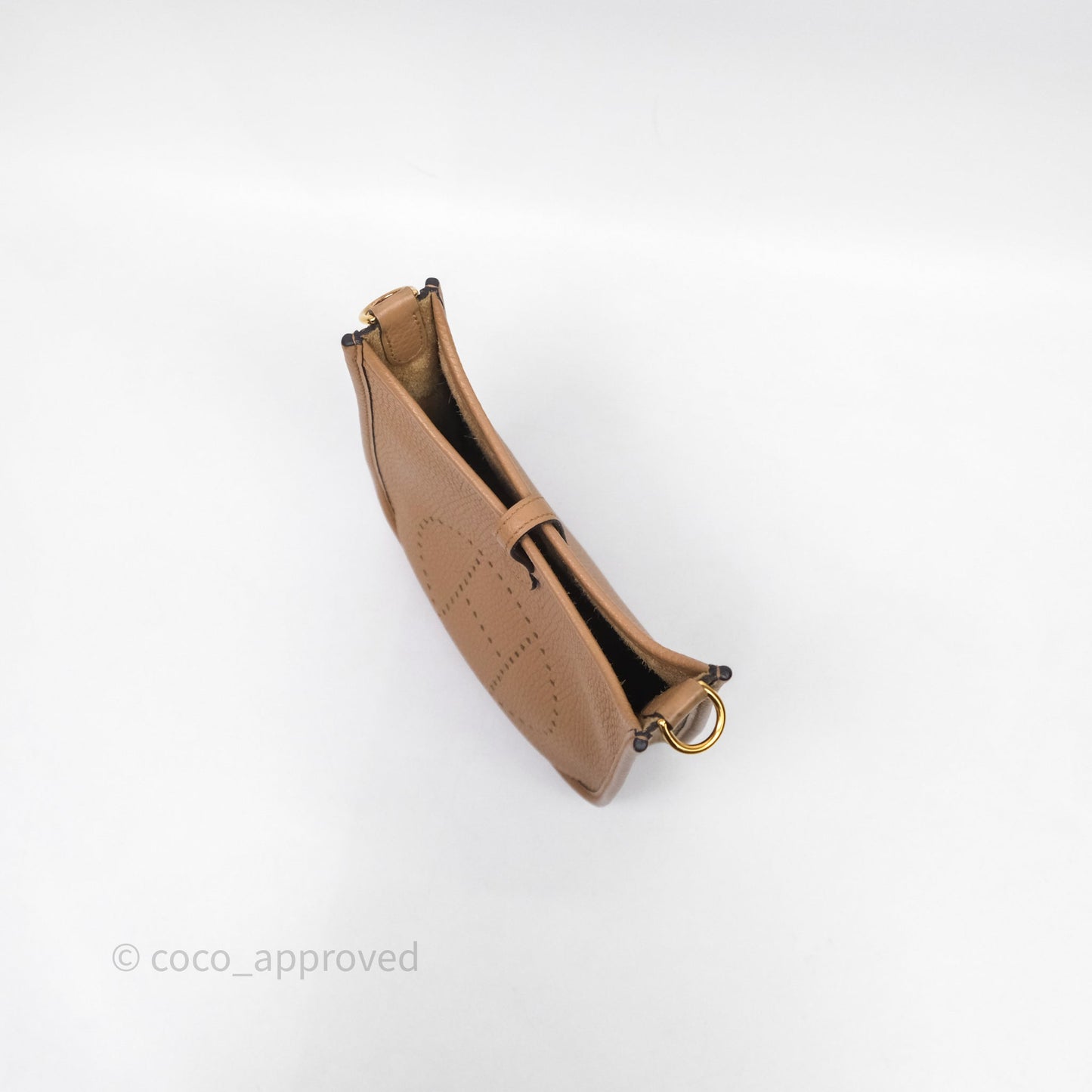 Hermès Mini Evelyne 16 Chai 0M Clemence Gold Hardware