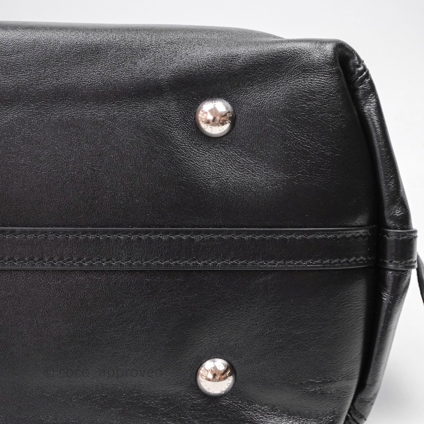 Louis Vuitton CarryAll Vibe MM Black