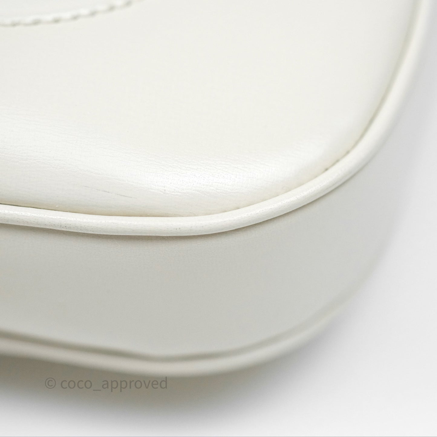 Gucci Jackie 1961 White Small Shoulder Bag Gold Hardware