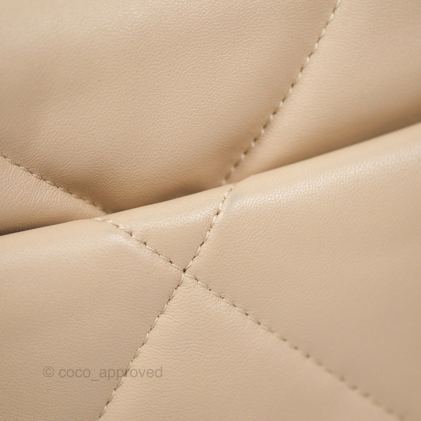 Chanel 19 Small Beige Lambskin Mixed Hardware
