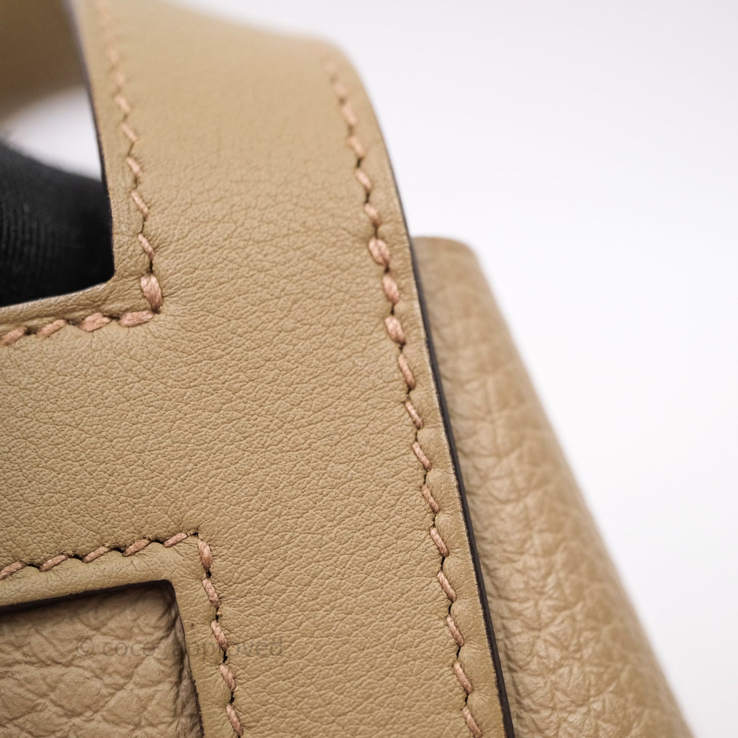 Hermès In-The-Loop 18 Beige Marfa 8Q Clemence Gold Hardware
