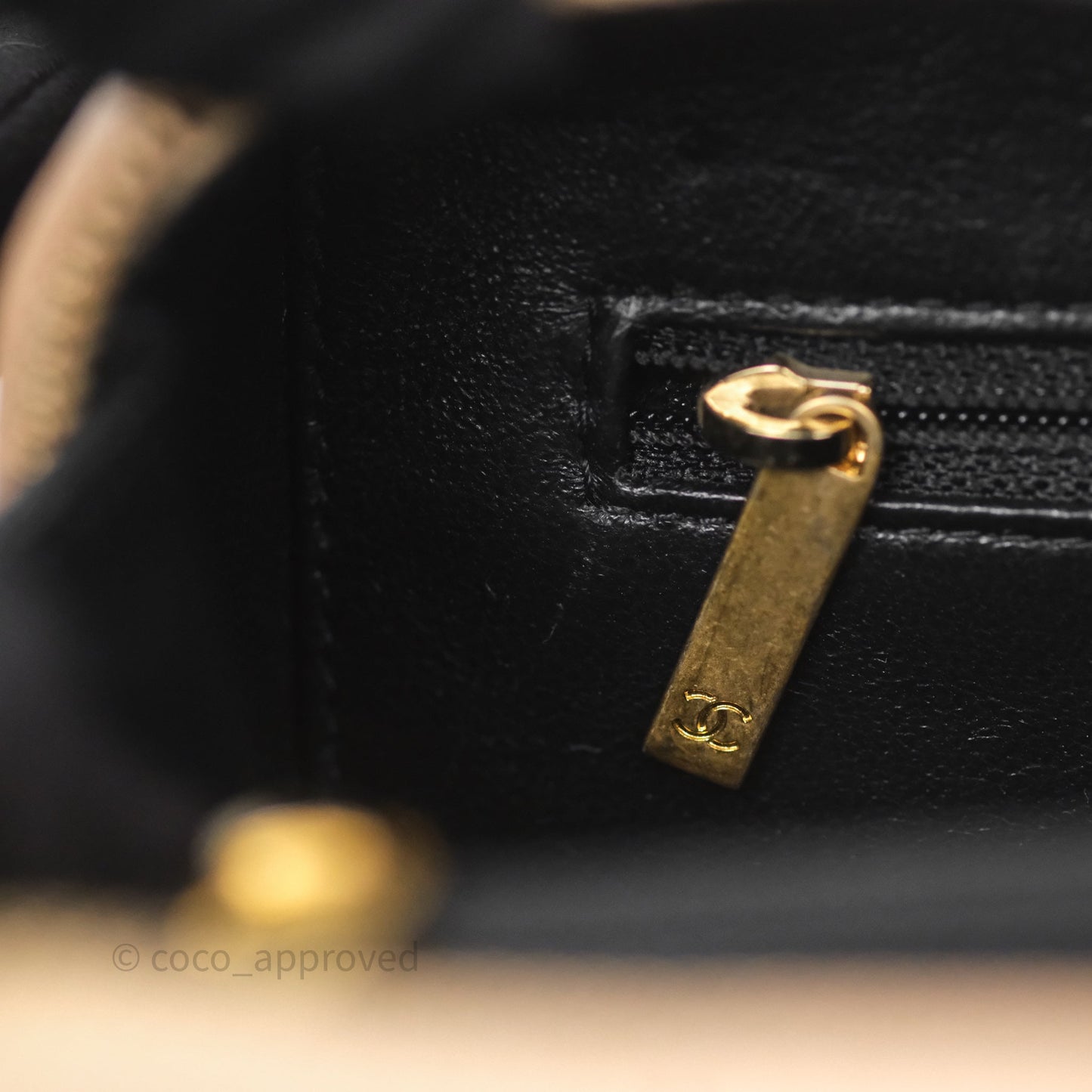 Chanel Quilted Medium CC Filigree Vanity Case Beige Caviar Gold Hardware