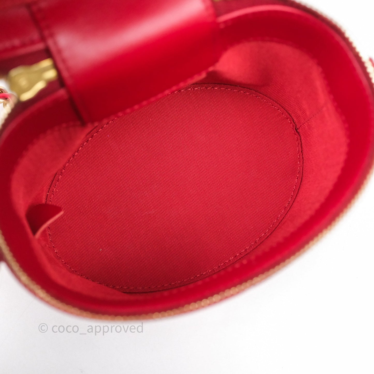 Chanel CC Vanity Case Red Calfskin Aged Gold Hardware