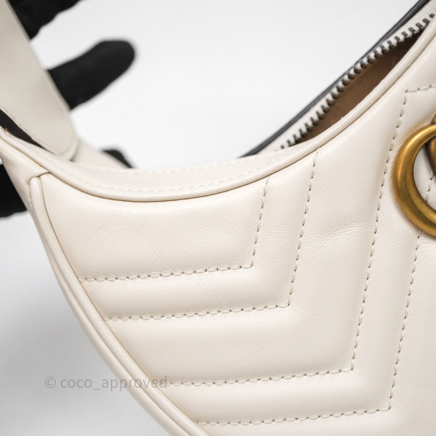 Gucci GG Marmont Half Moon-shaped Hobo Bag White
