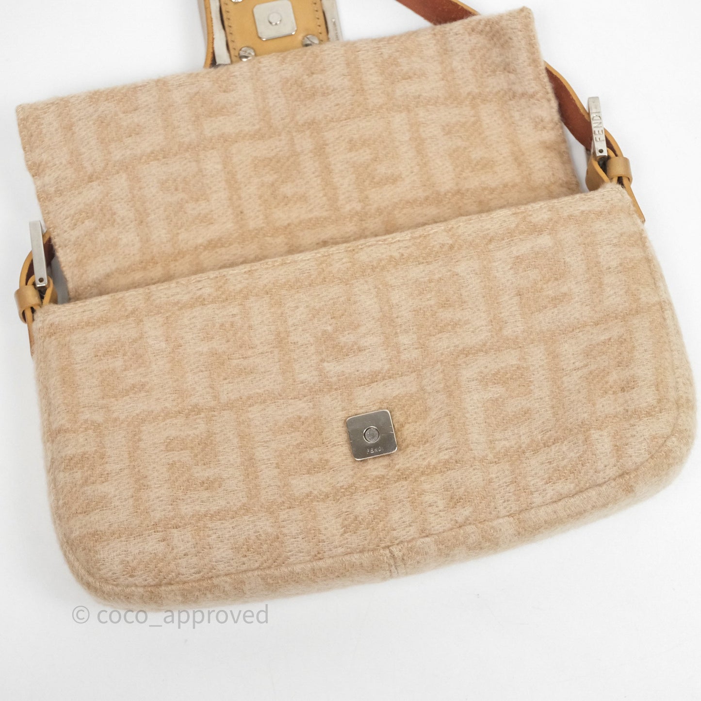 Fendi Vintage Baguette Shoulder Bag Wool Beige