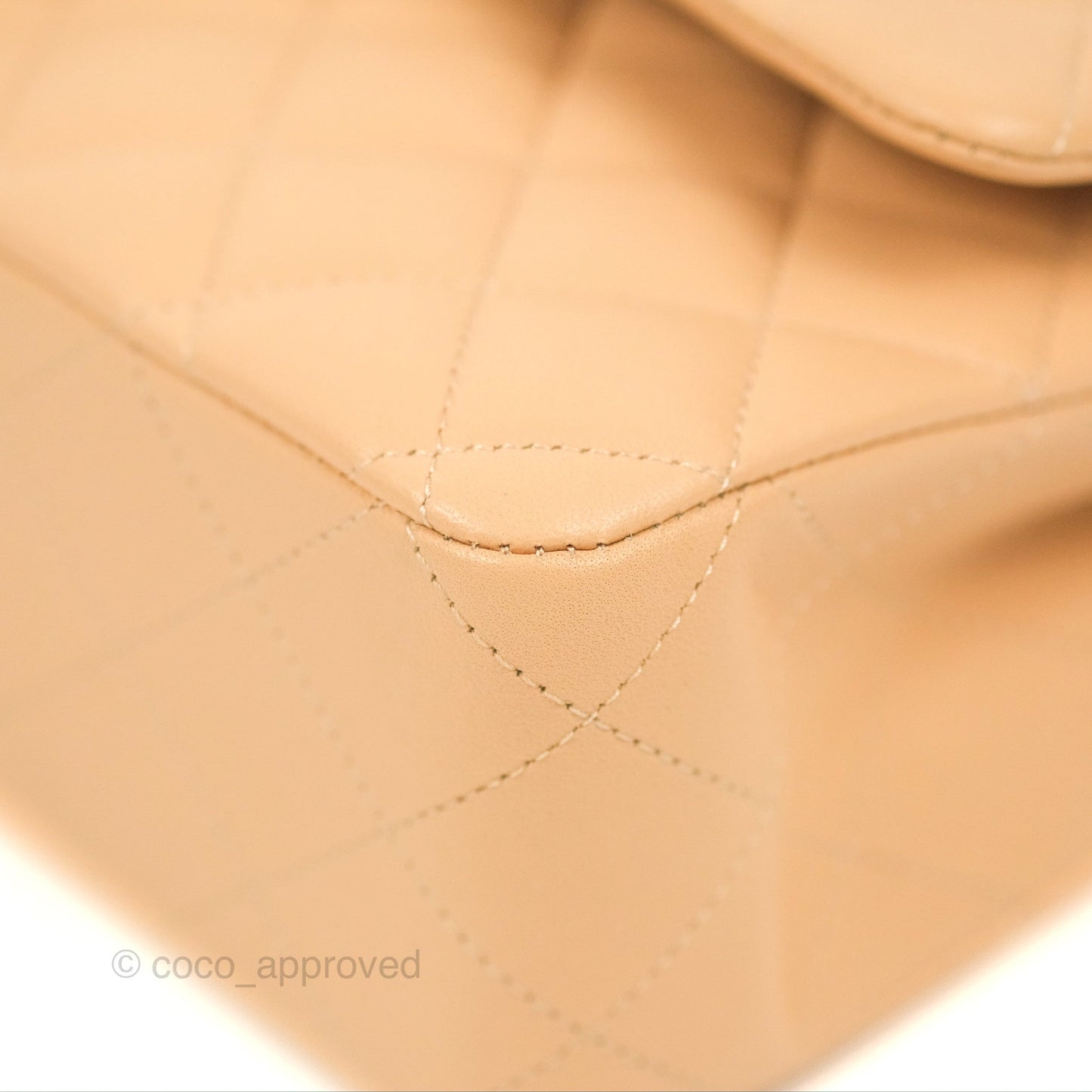 Chanel Classic M/L Medium Flap Quilted Beige Lambskin Gold Hardware