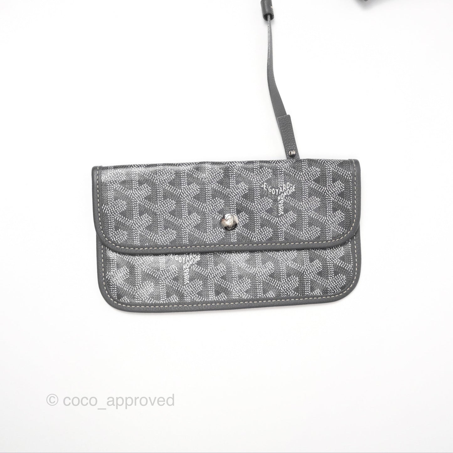 Goyard St Louis Tote PM ⁣⁣⁣⁣⁣⁣⁣⁣⁣⁣⁣⁣⁣⁣⁣⁣⁣⁣⁣⁣Grey