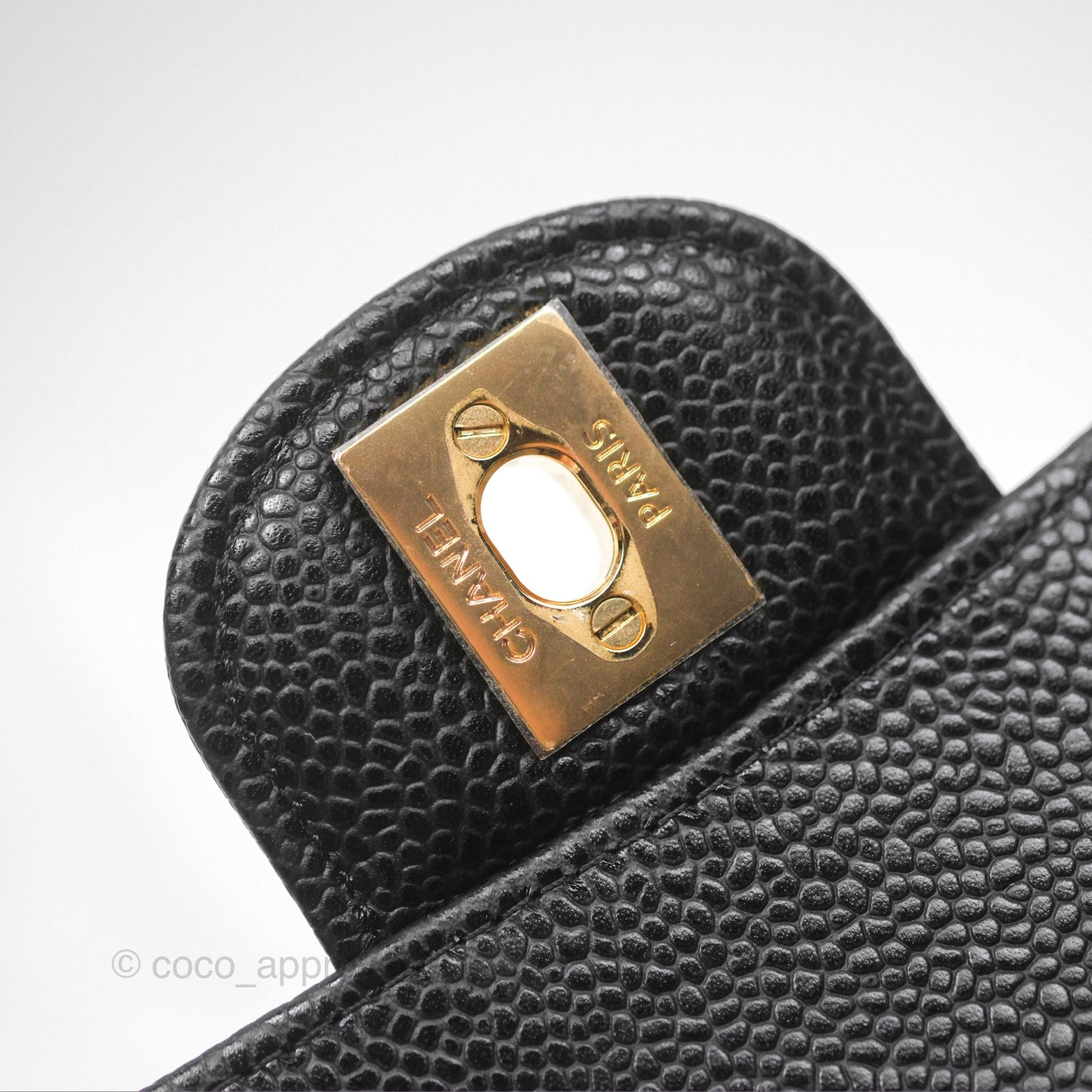 Chanel Classic M/L Medium Flap Quilted Black Caviar Gold Hardware
