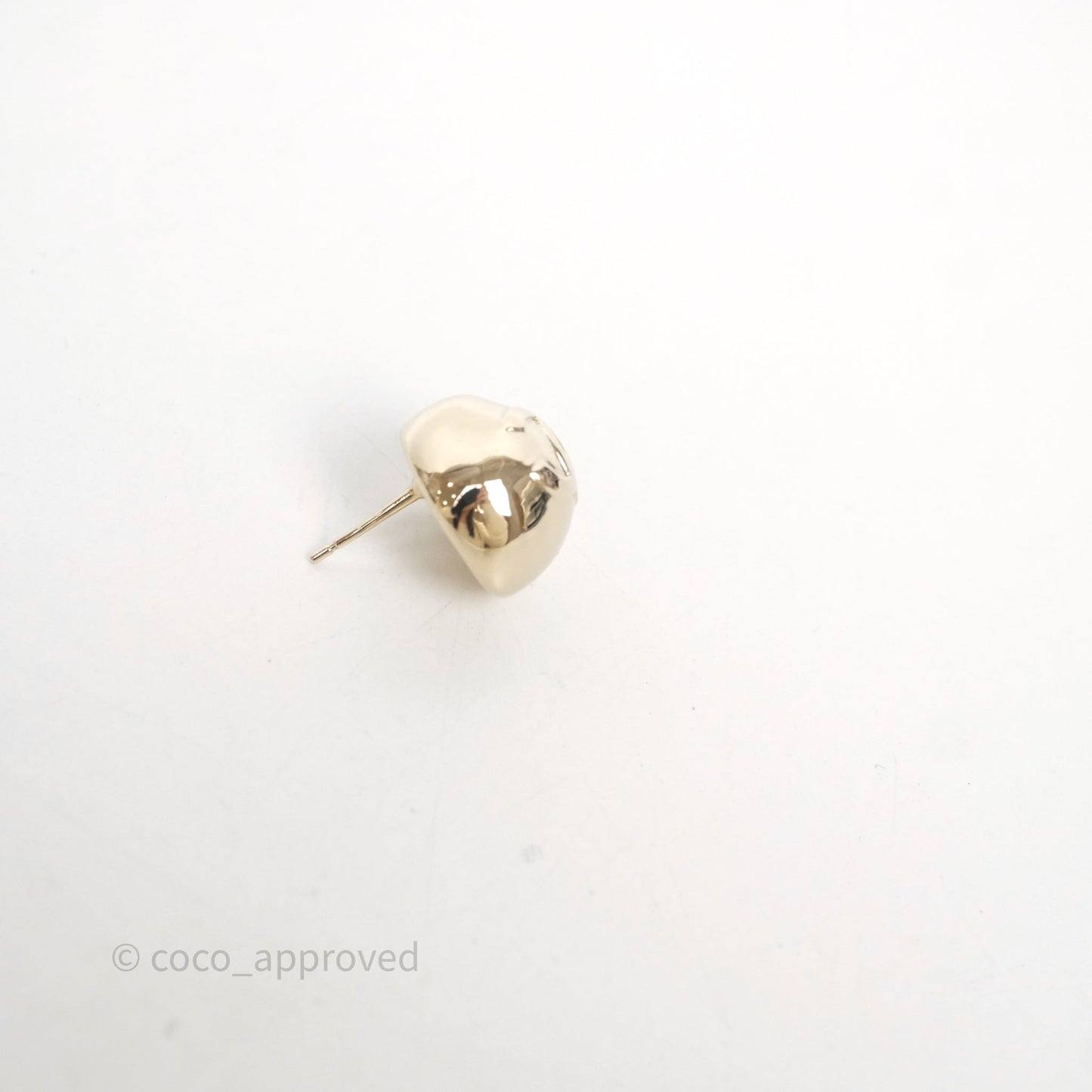 Chanel CC Sphere Earrings Gold Tone 25K