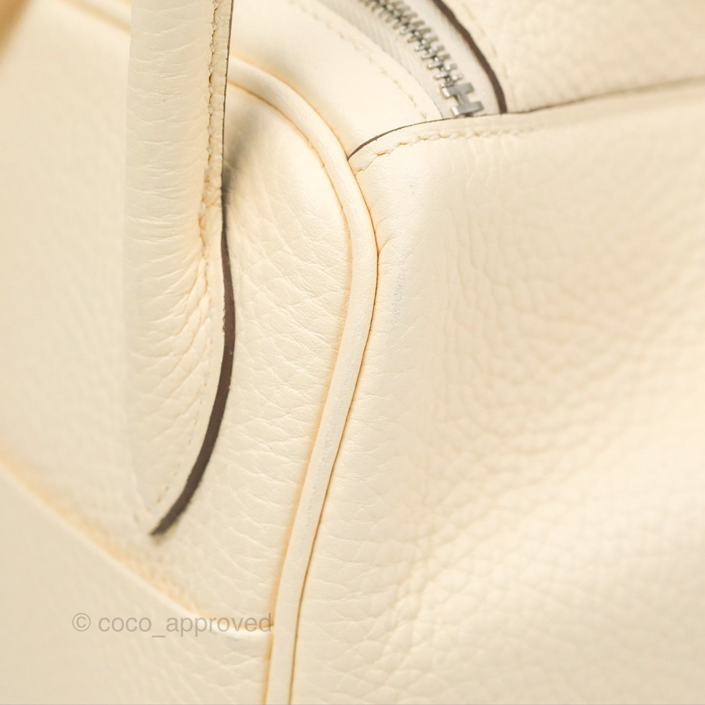 Hermès Lindy 26 Nata Taurillon Clemence Silver Hardware