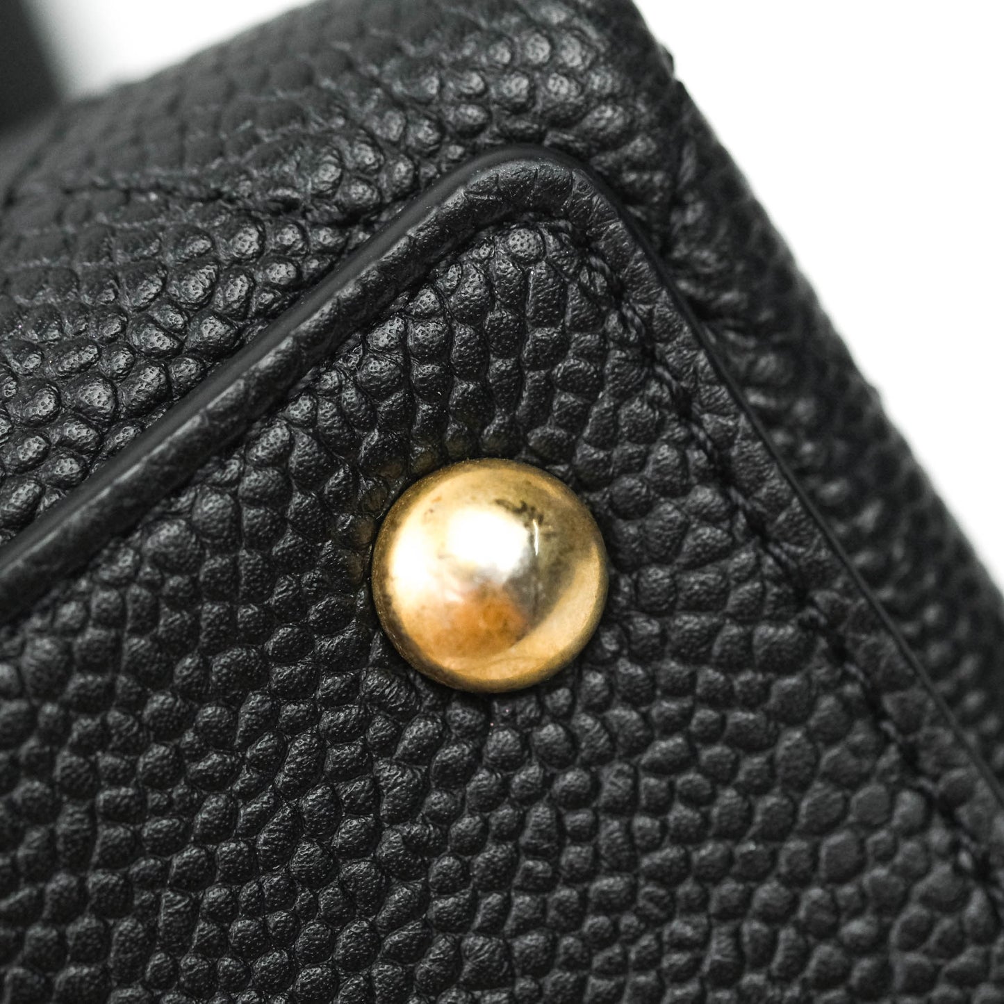 Chanel Chic Affinity Medium Grained Calfskin Black Aged Gold Hardware