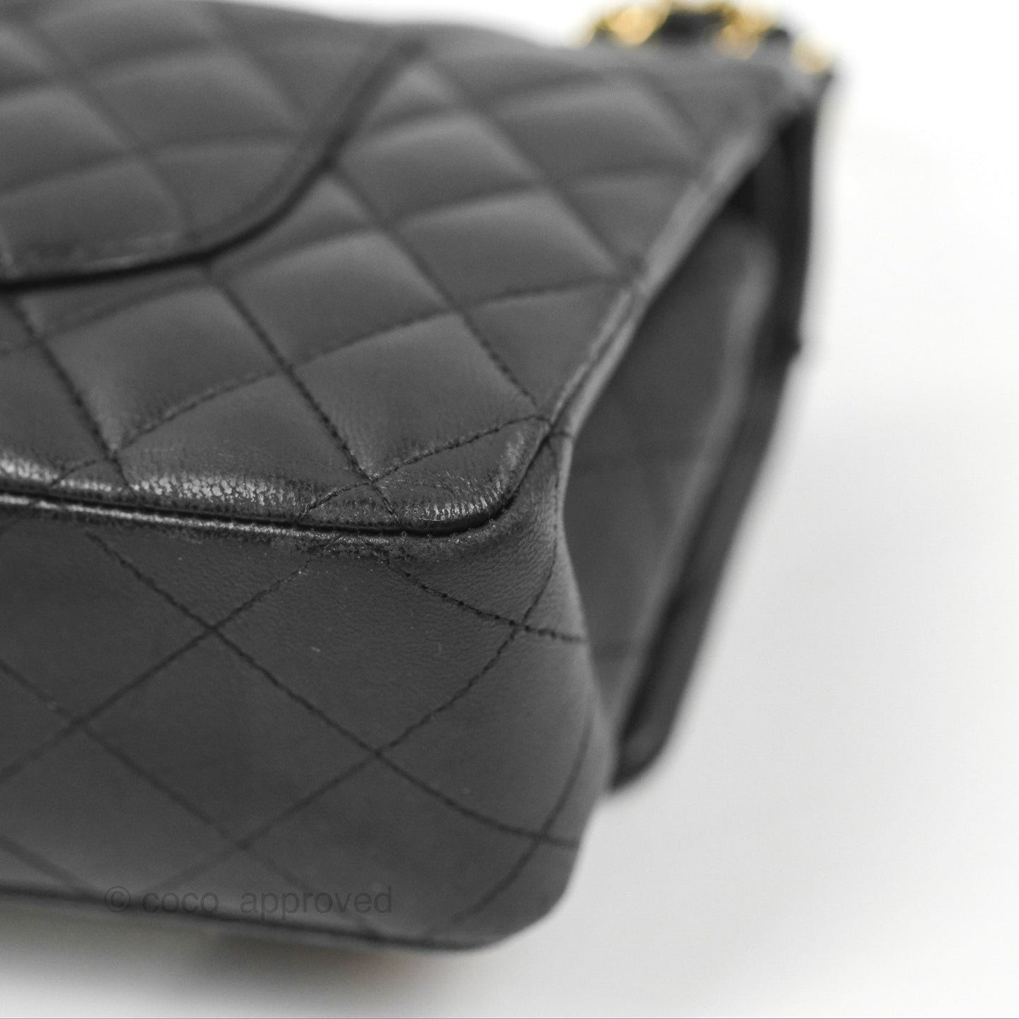 Chanel Classic M/L Medium Flap Quilted Black Lambskin Gold Hardware