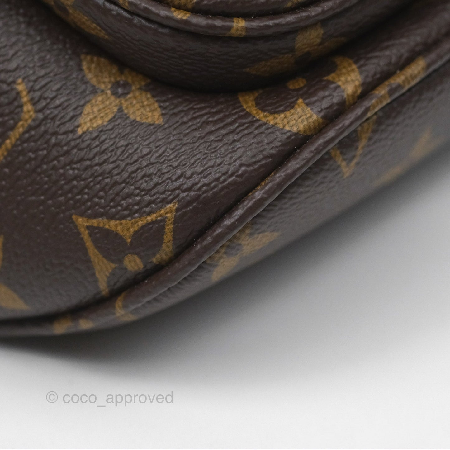 Louis Vitton Mini Bumbag in Monogram Canvas