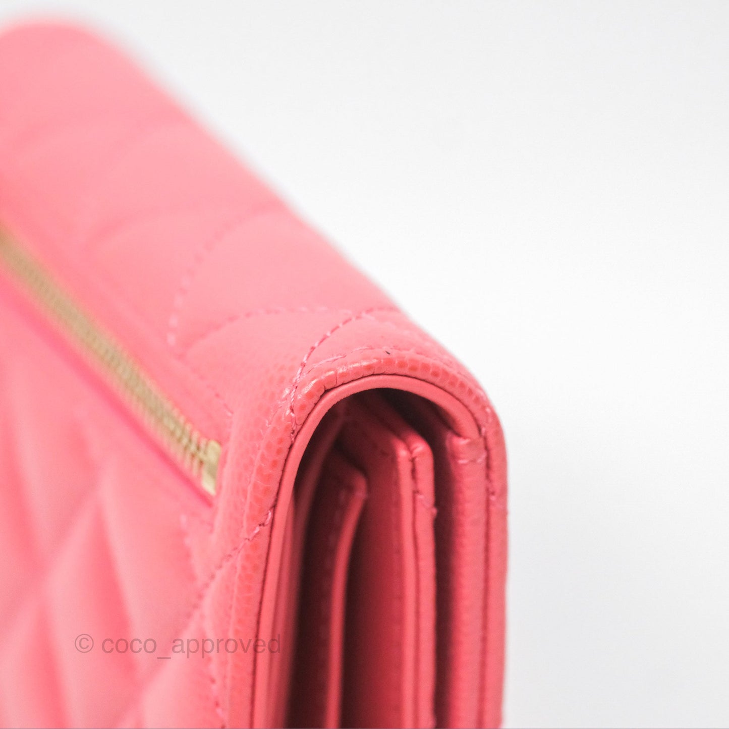 Chanel Classic Short Flap Wallet Pink Caviar Gold Hardware⁣