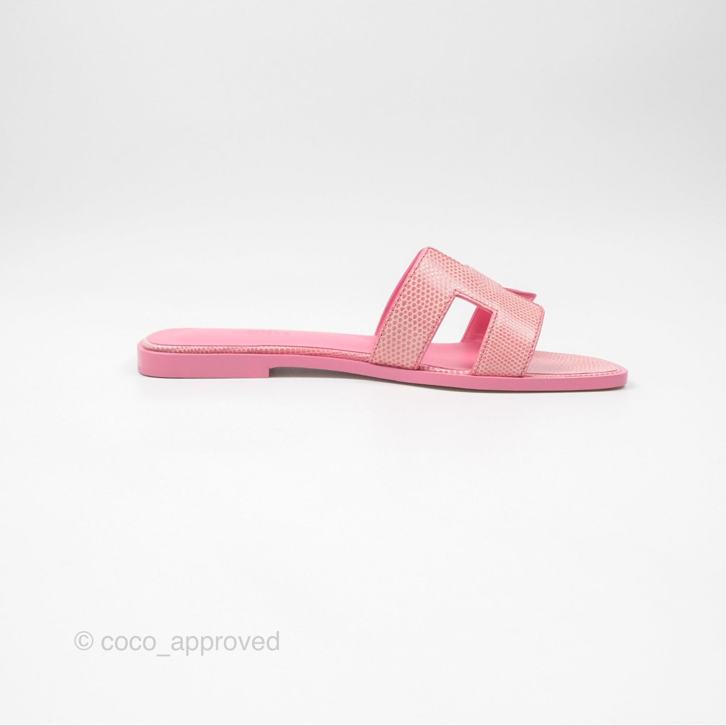 Hermès Oran Sandals in Lizard Pink Size 37.5