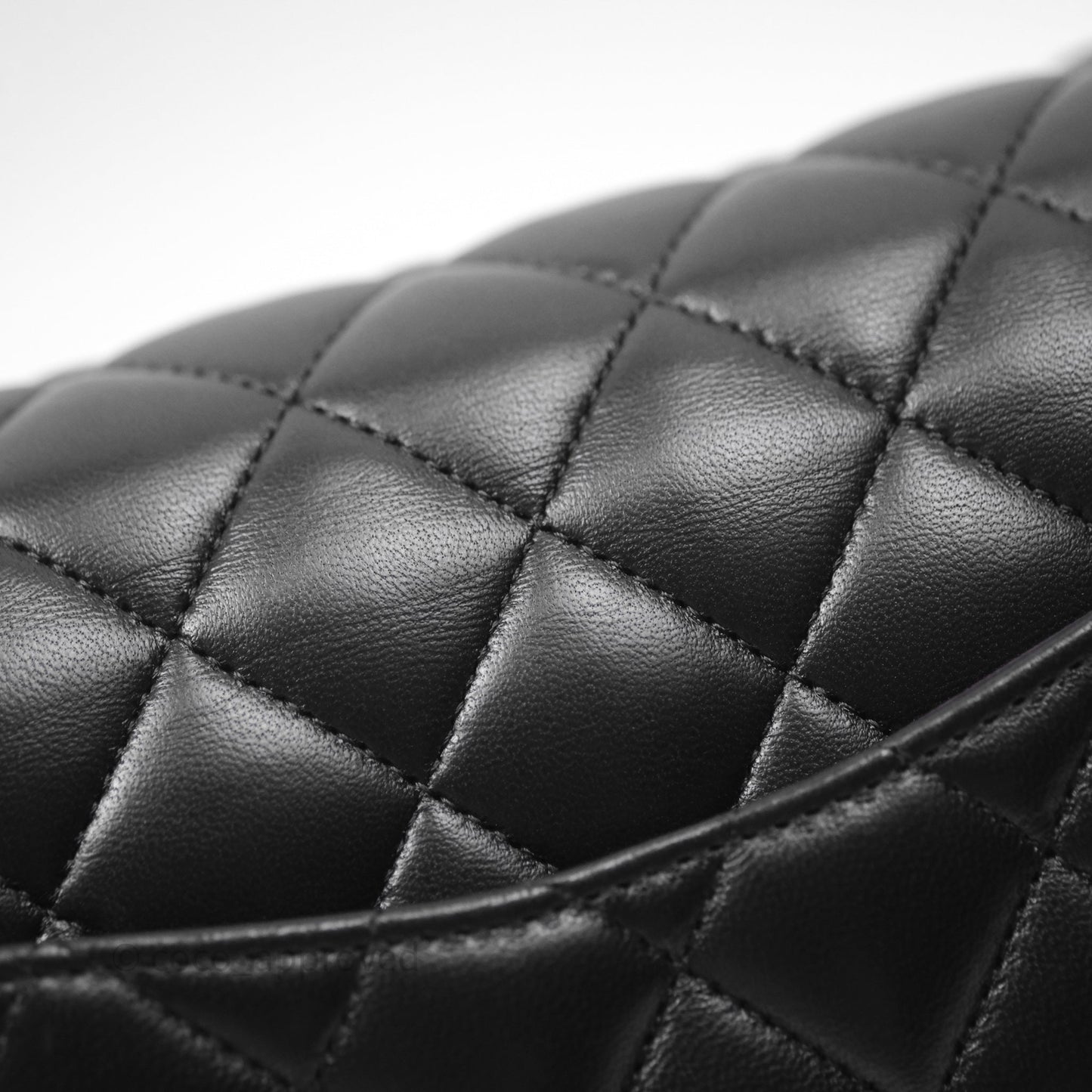Chanel Classic M/L Medium Flap Quilted Black Lambskin Gold Hardware